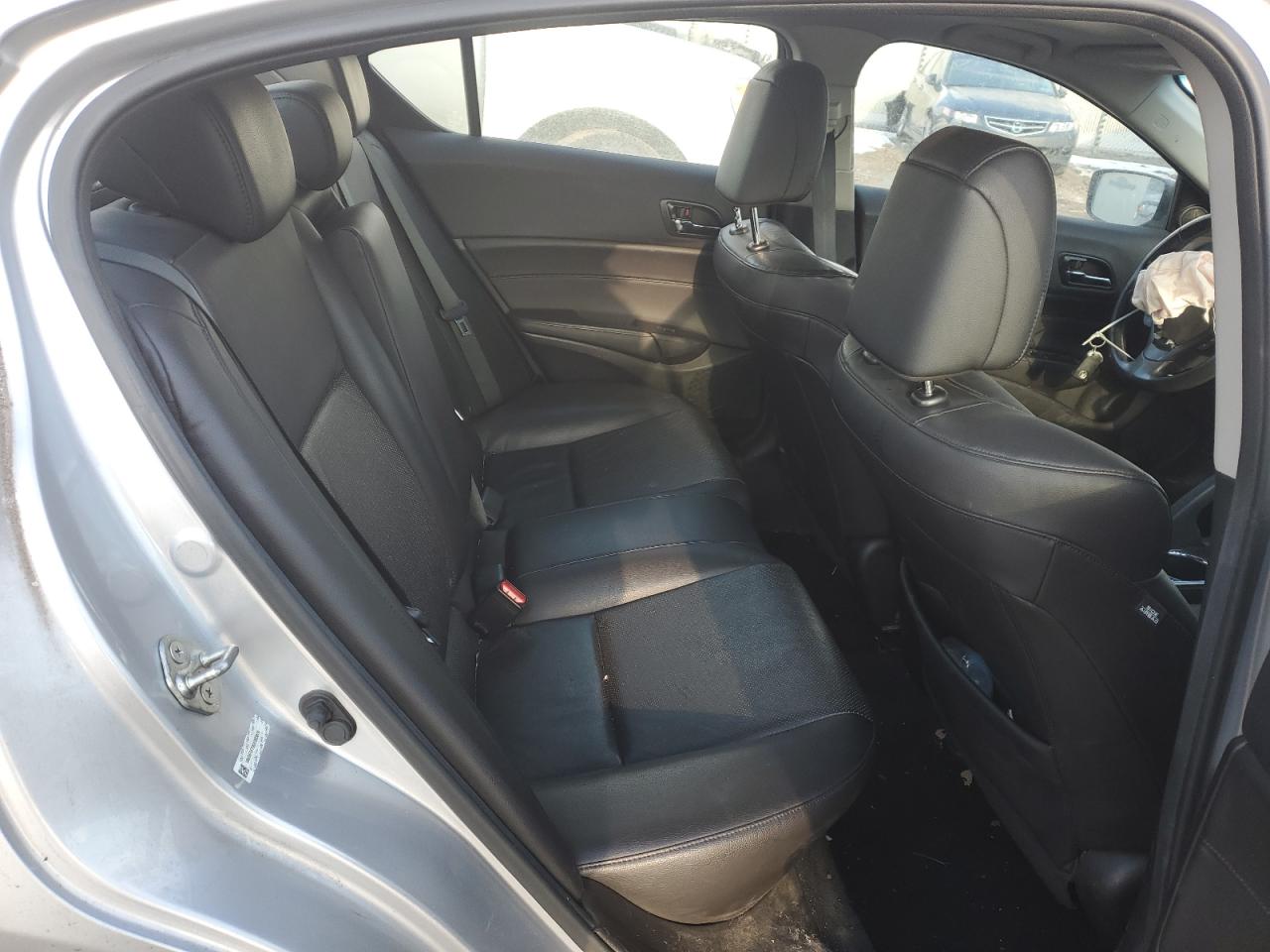 2013 Acura ILX - Image 11