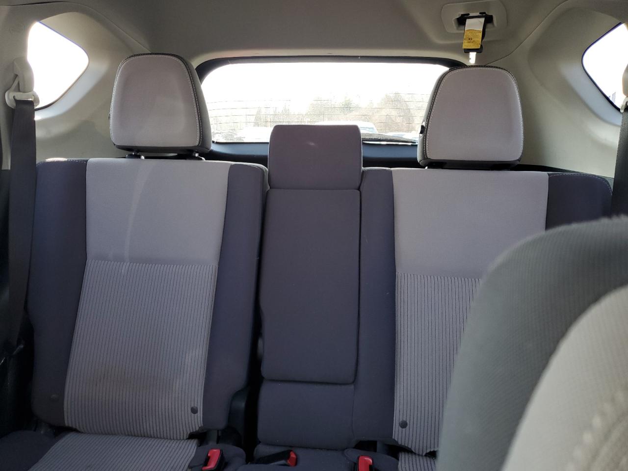 2014 Toyota RAV 4 - Image 10