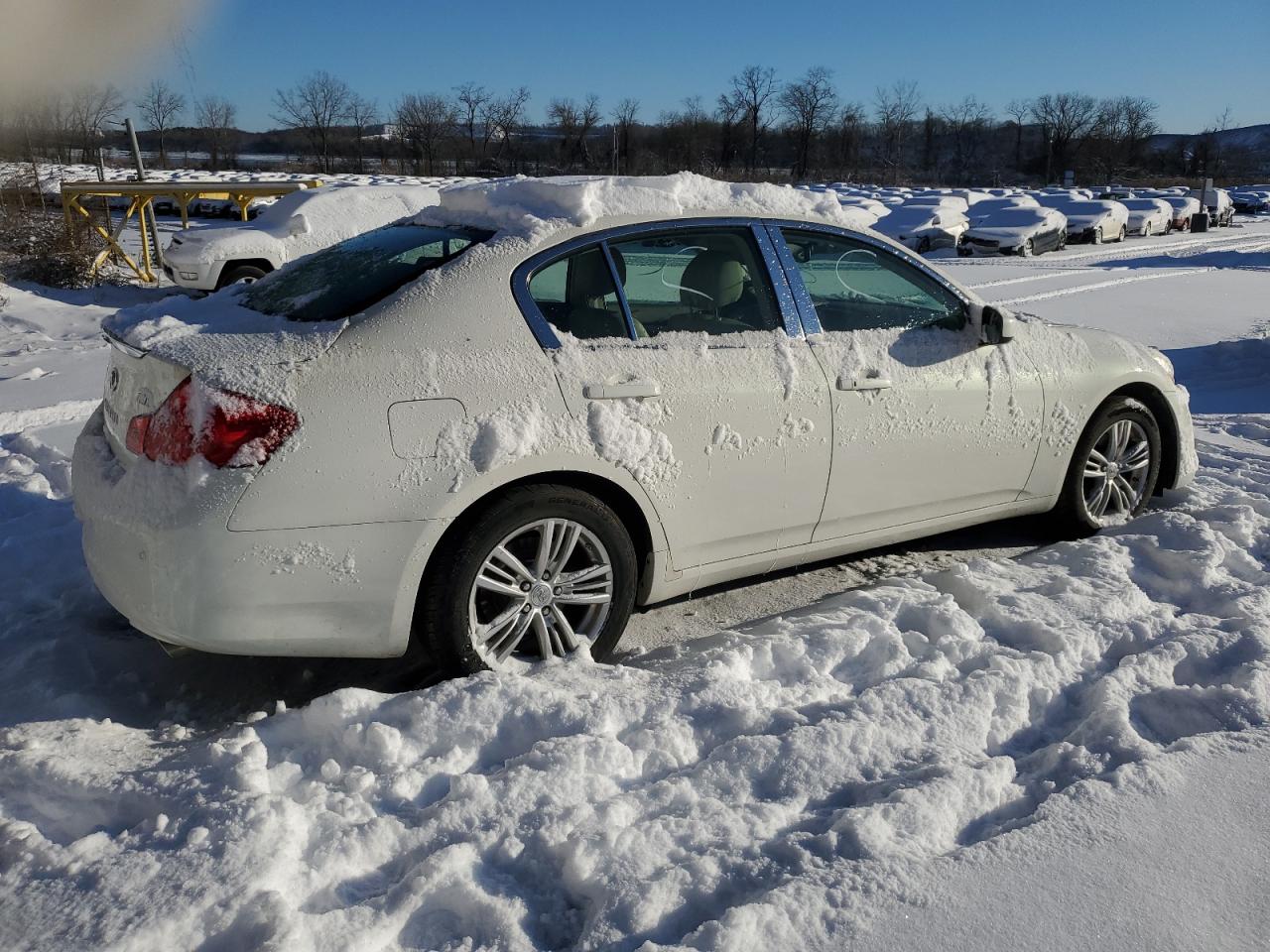 2012 Infiniti G - Image 3