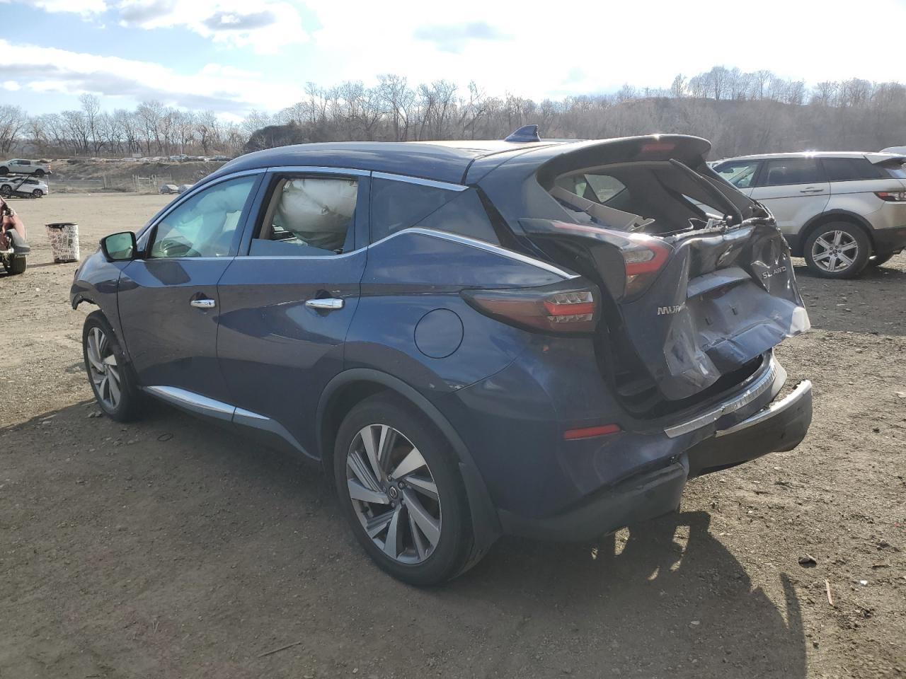 2019 Nissan Murano - Image 2