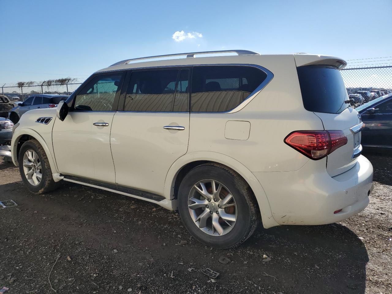 VIN JN8AZ2NF9E9554146 2014 INFINITI QX80 no.2