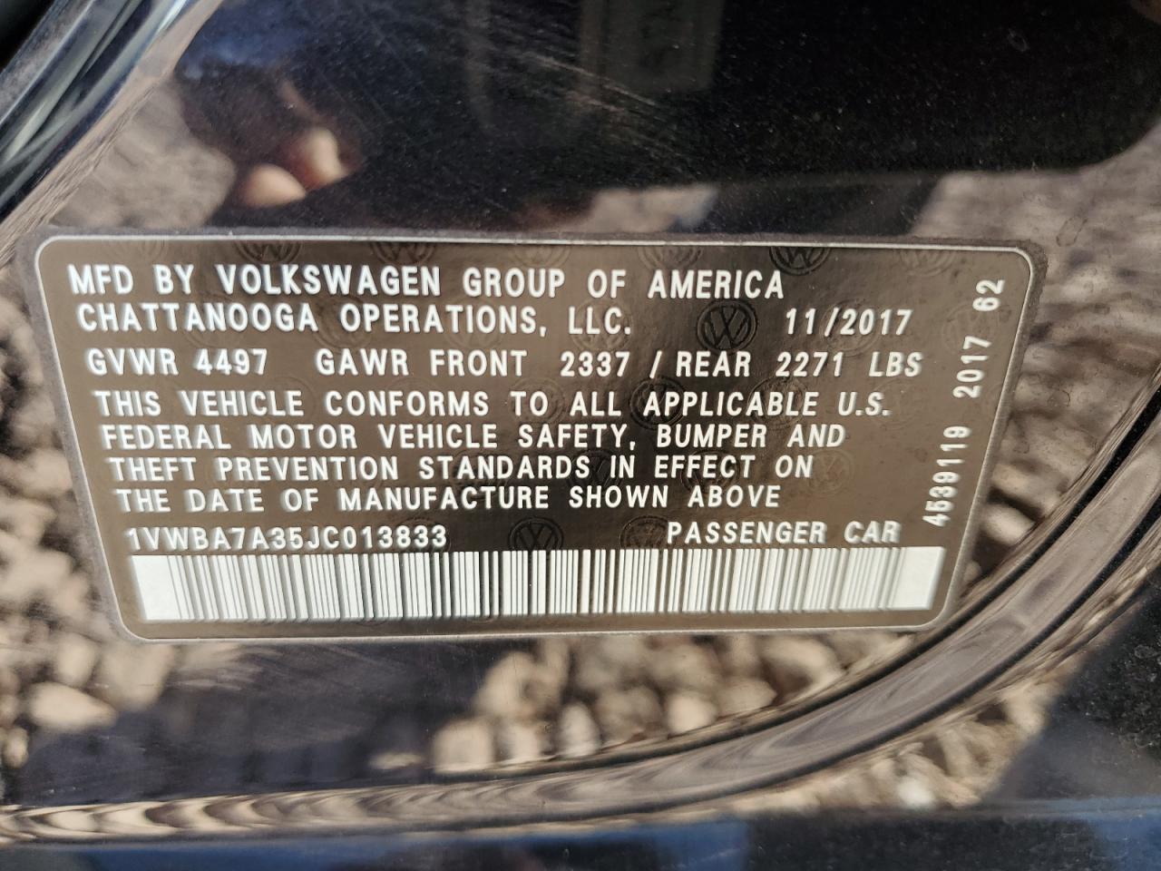 2018 Volkswagen Passat - Image 13