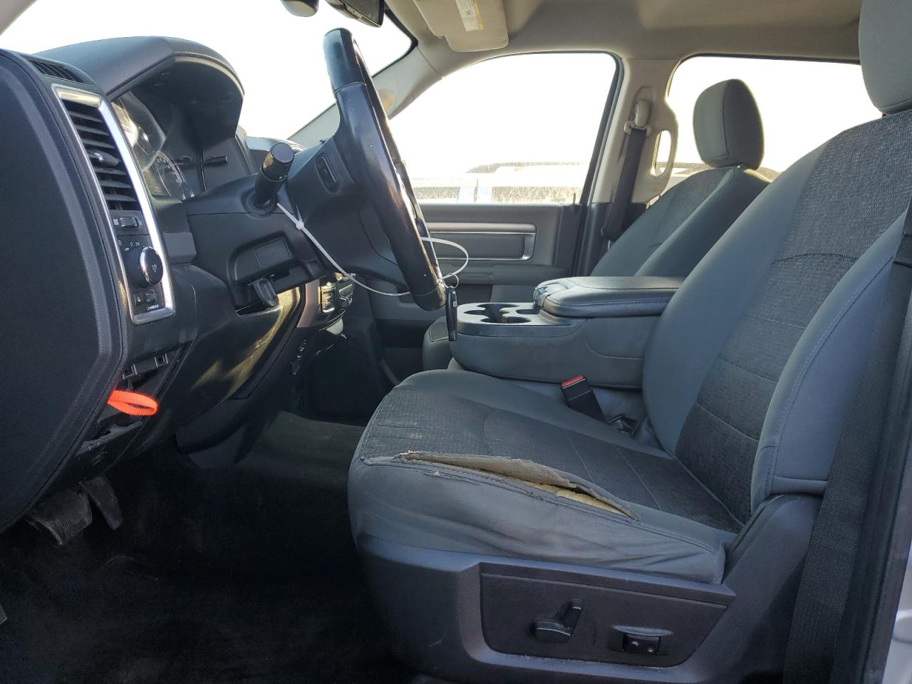 2018 RAM 1500 - Image 7