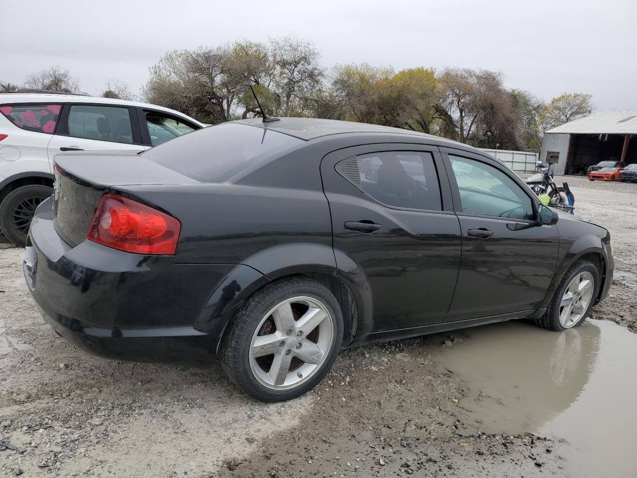 VIN 1C3CDZAB7DN657901 2013 DODGE AVENGER no.3