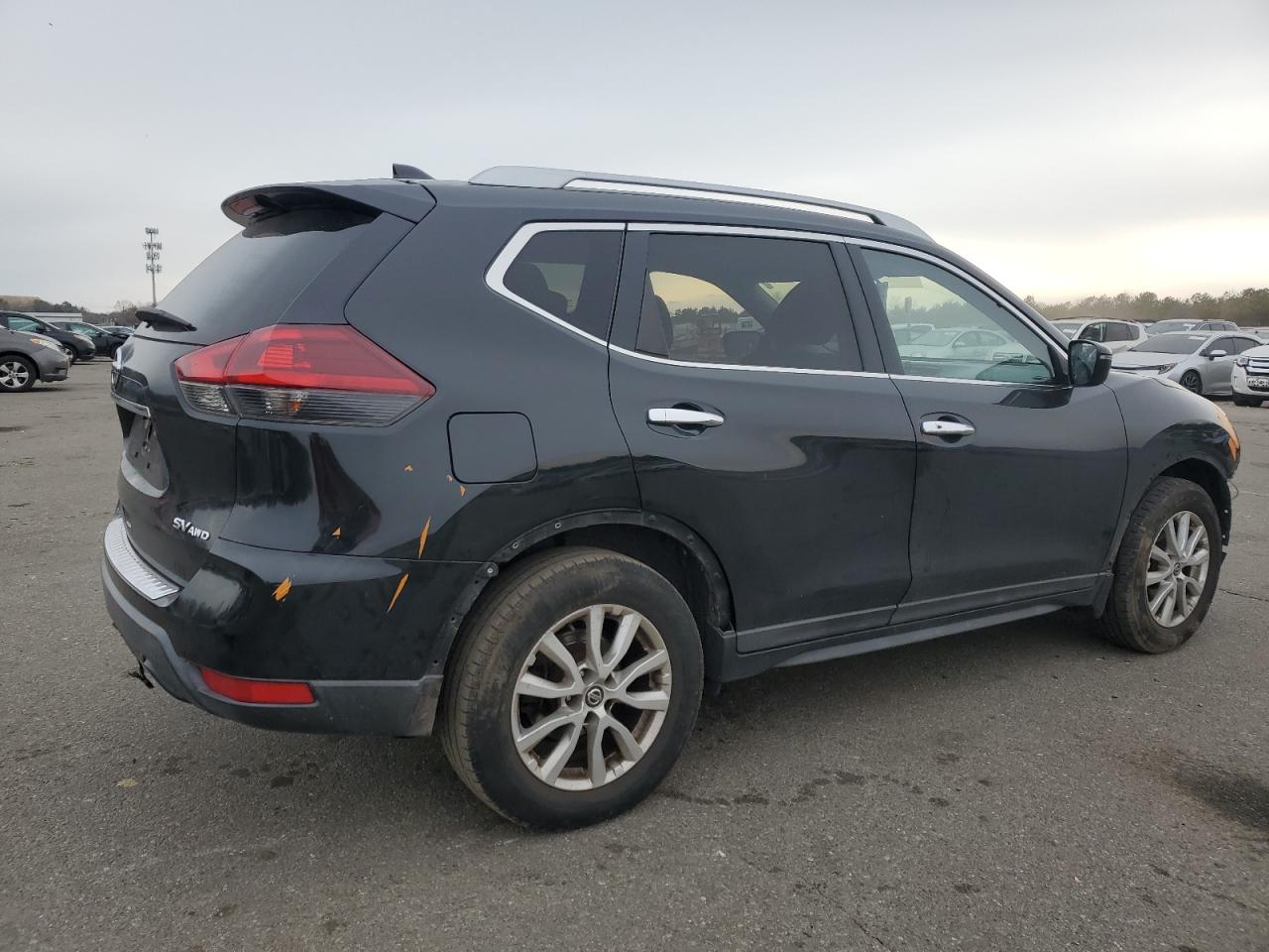 2018 Nissan Rogue - Image 3