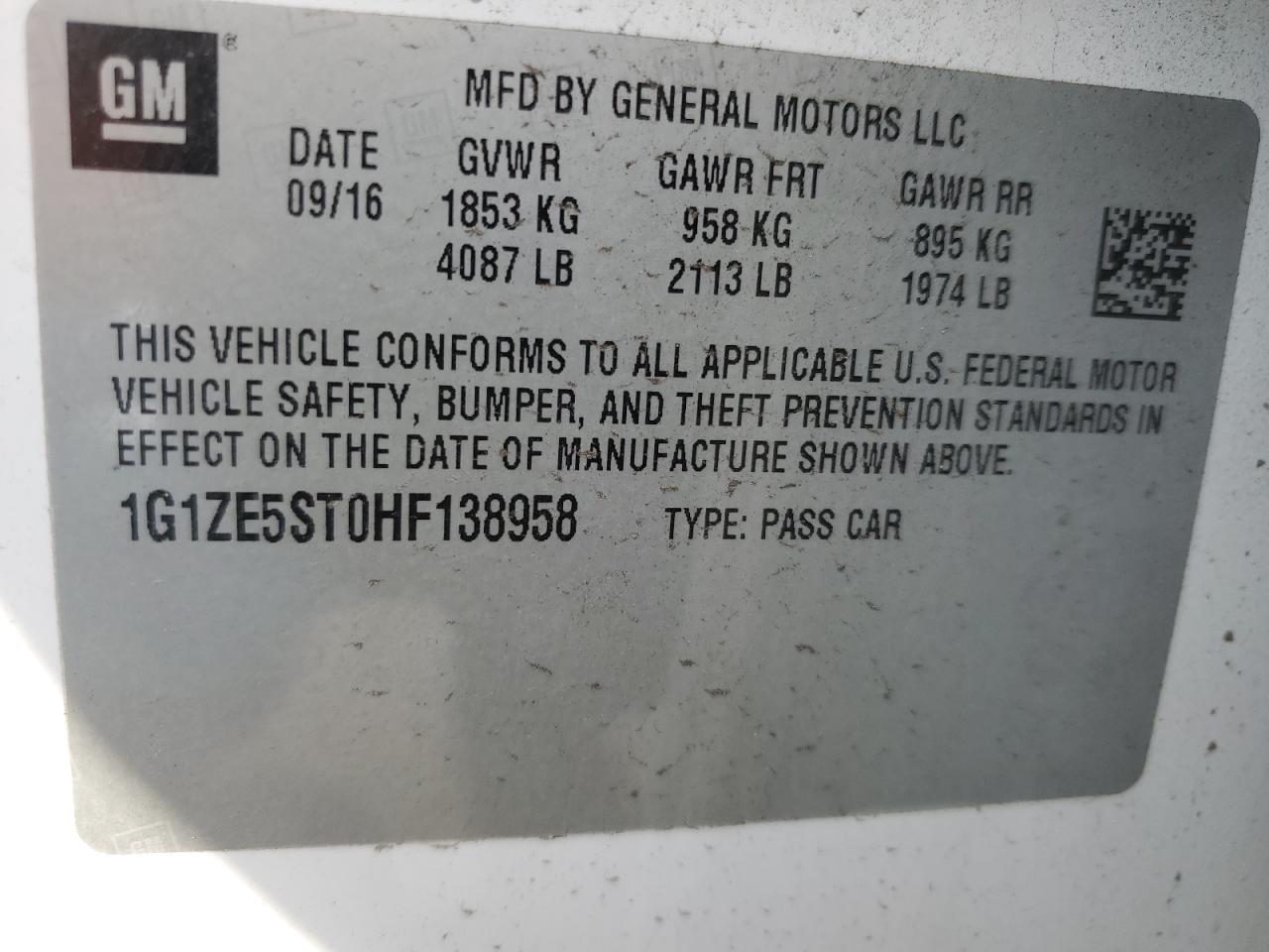 2017 Chevrolet Malibu - Image 12