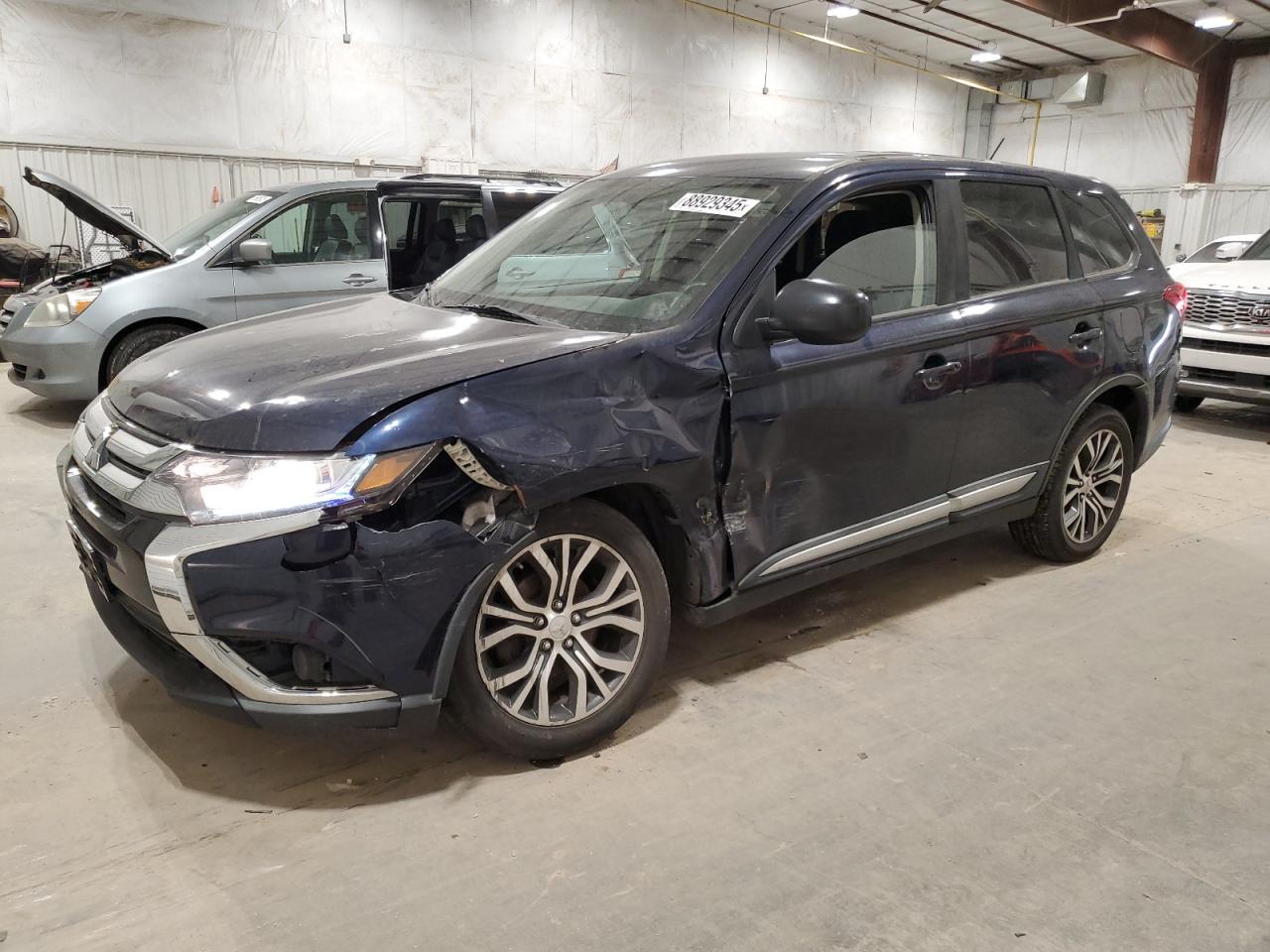 2016 Mitsubishi Outlander - Image 1