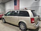 2010 Chrysler Town & Country Touring Plus за продажба в Des Moines, IA - Front End