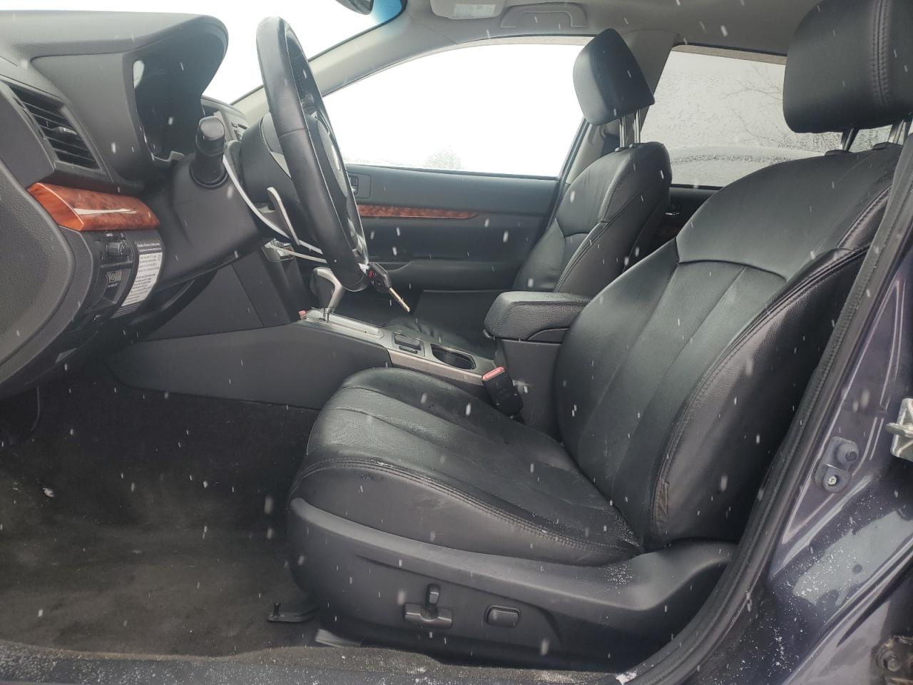 2012 Subaru Outback - Image 7