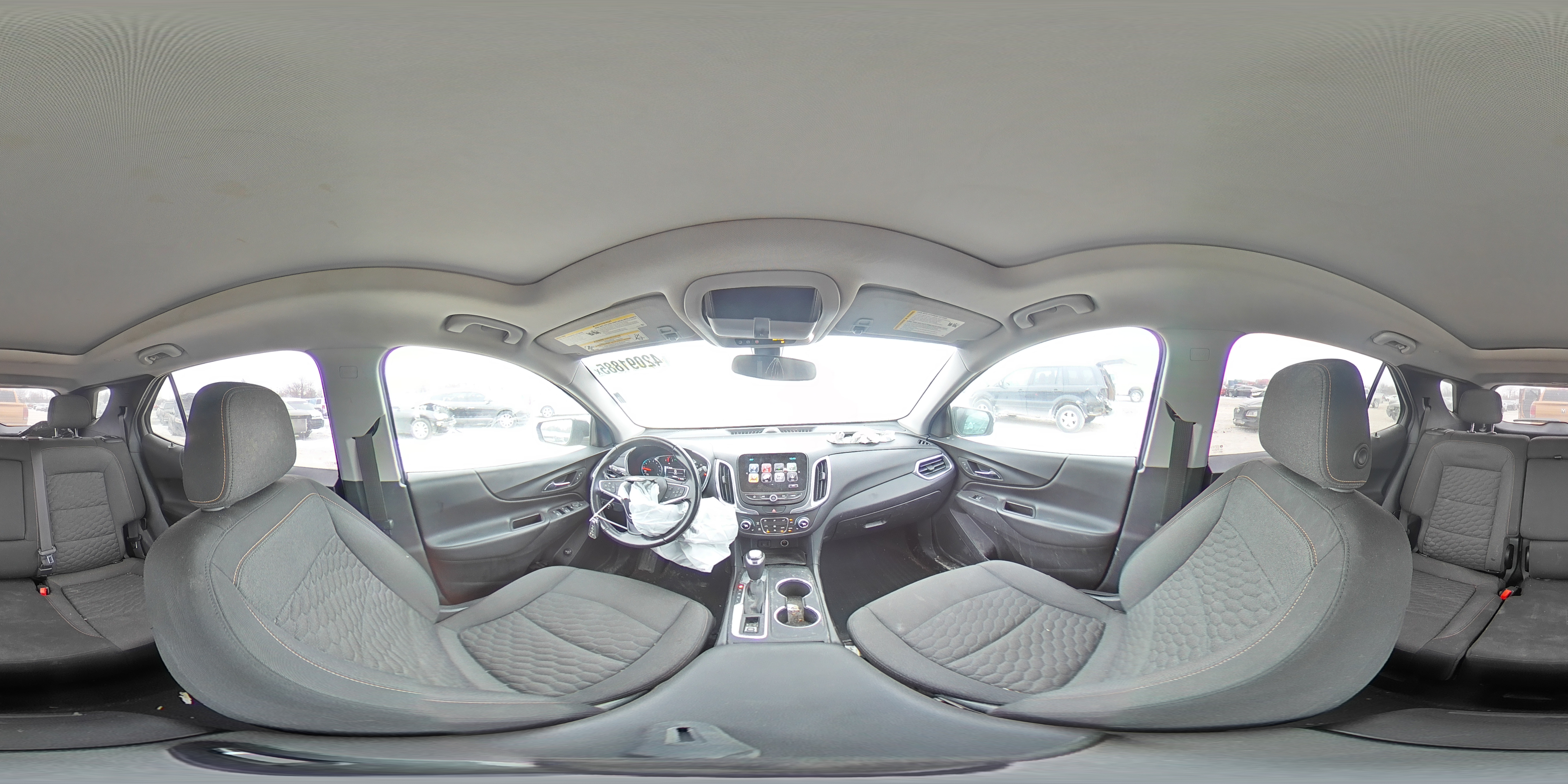 2018 Chevrolet Equinox - Image 13