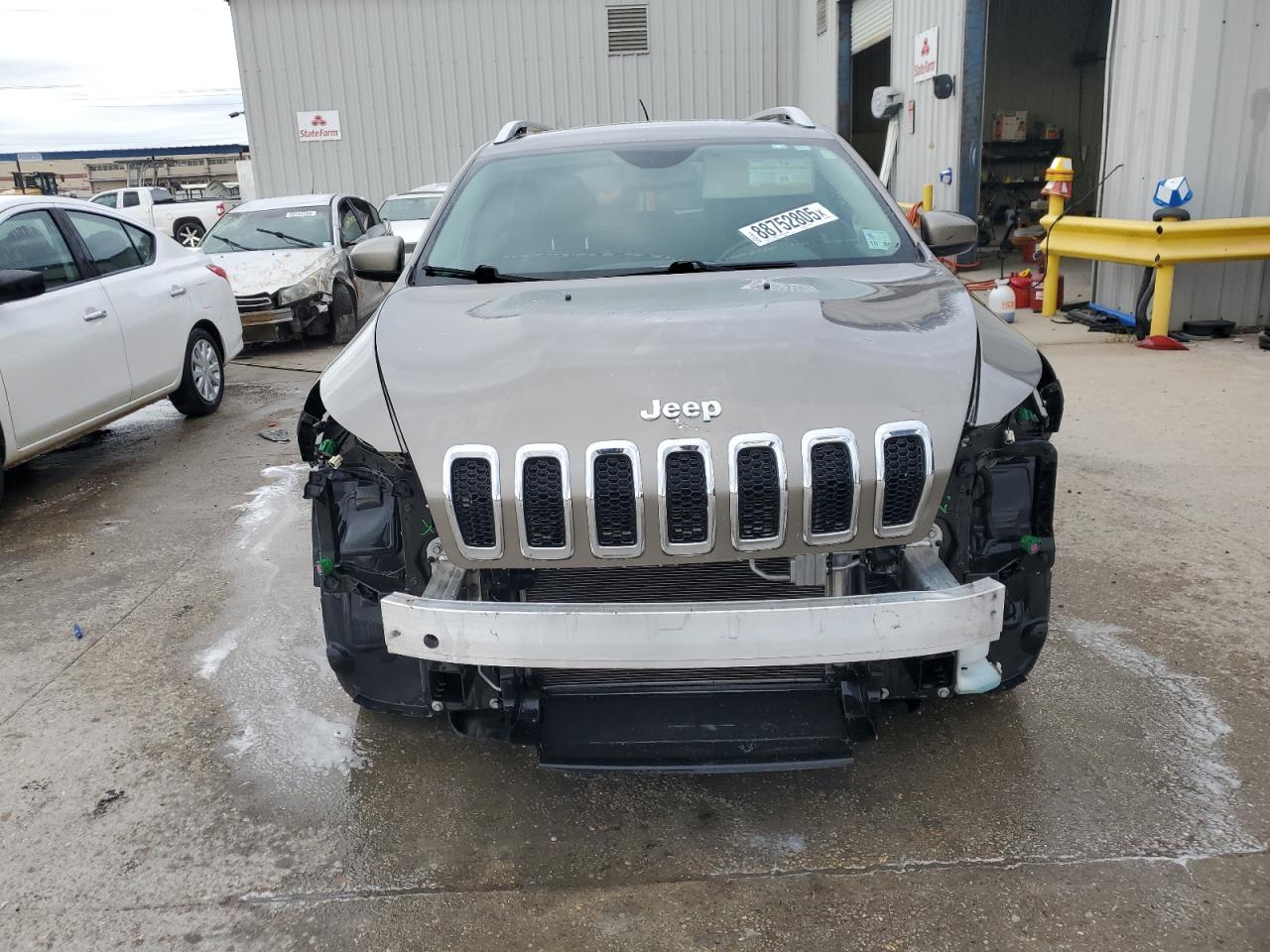 2018 Jeep Grand Cherokee - Image 5