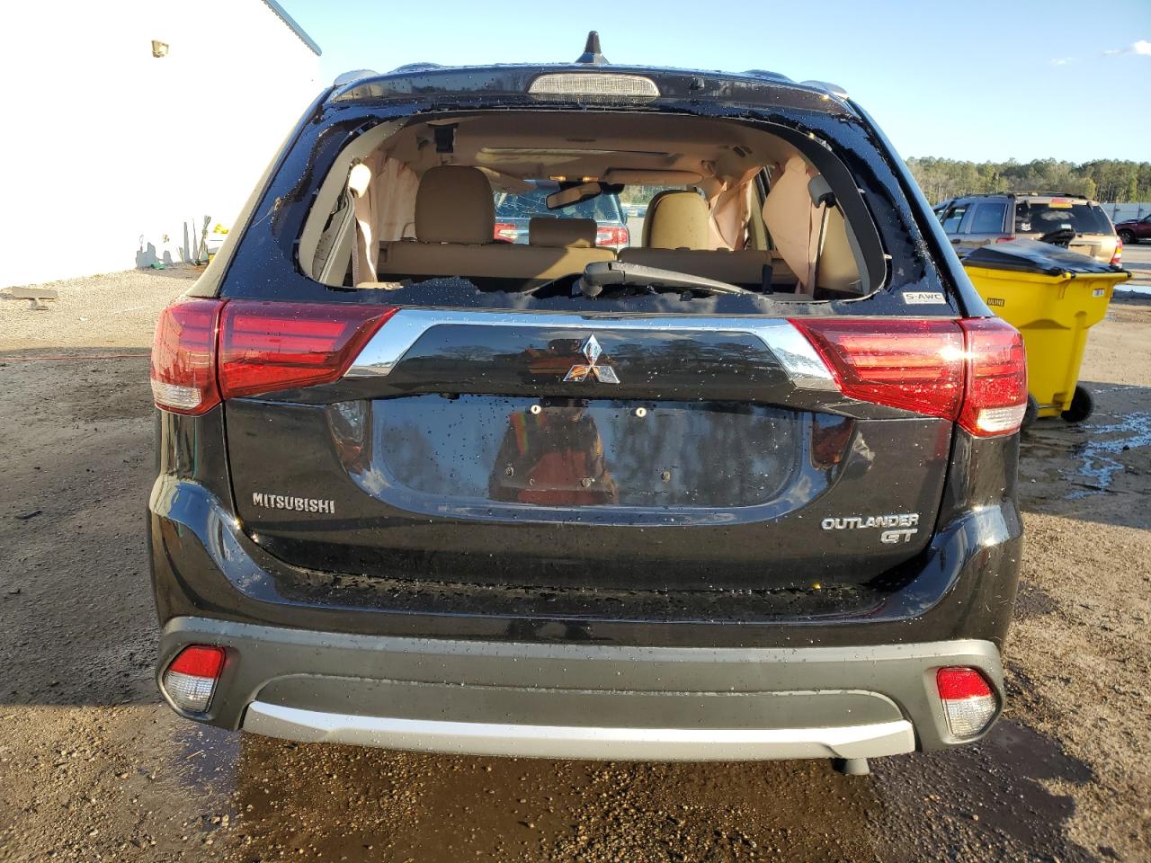 2018 Mitsubishi Outlander - Image 6