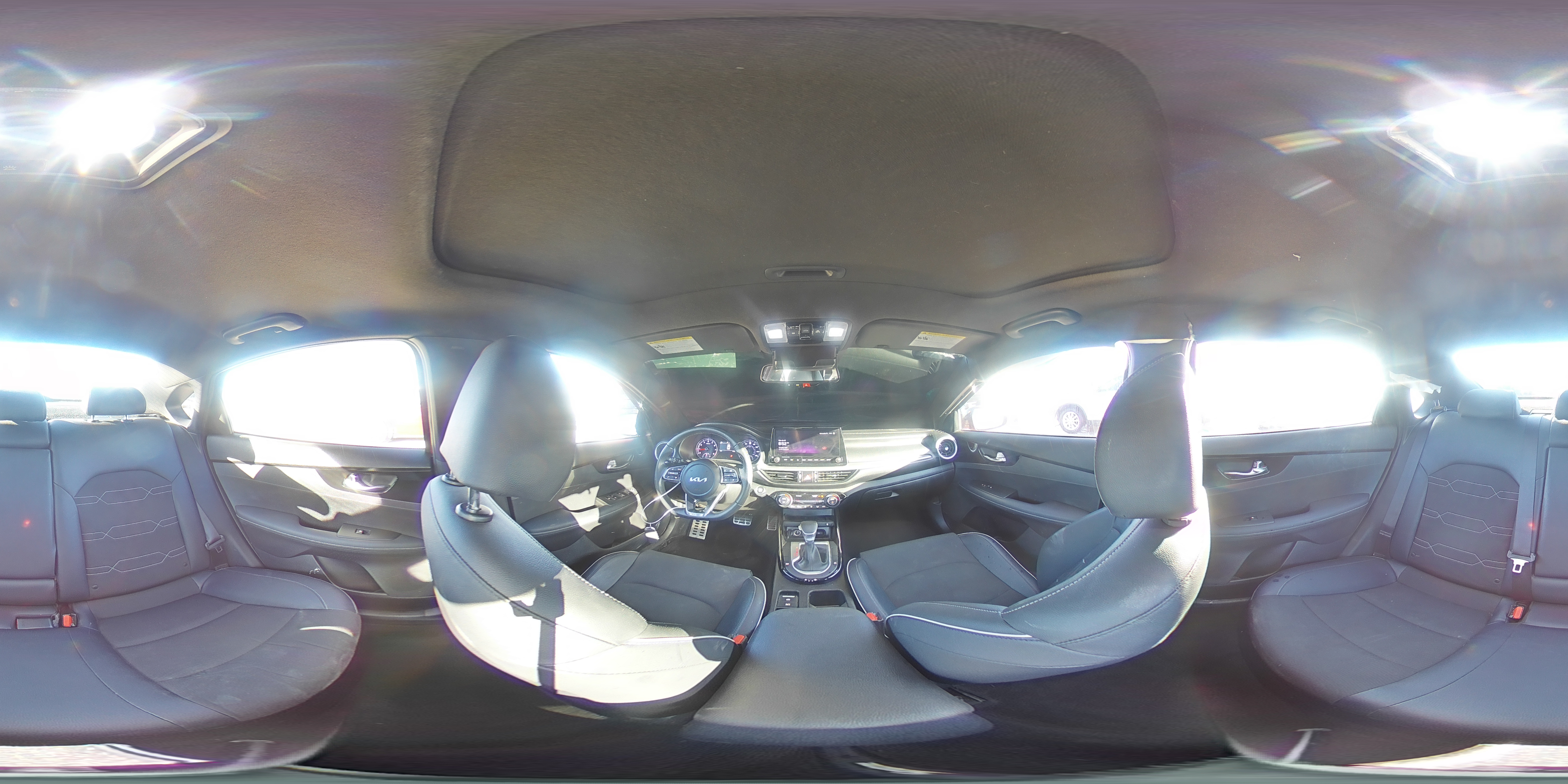 2023 Kia Forte - Image 14