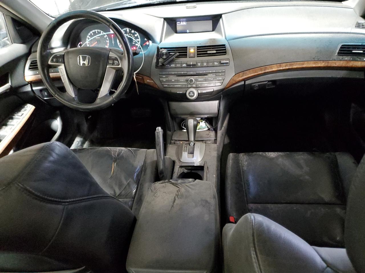 2011 Honda Accord - Image 8