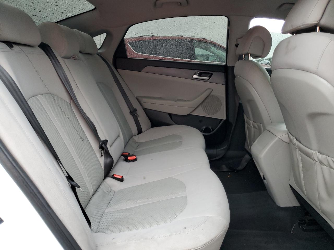 2017 Hyundai Sonata - Image 10
