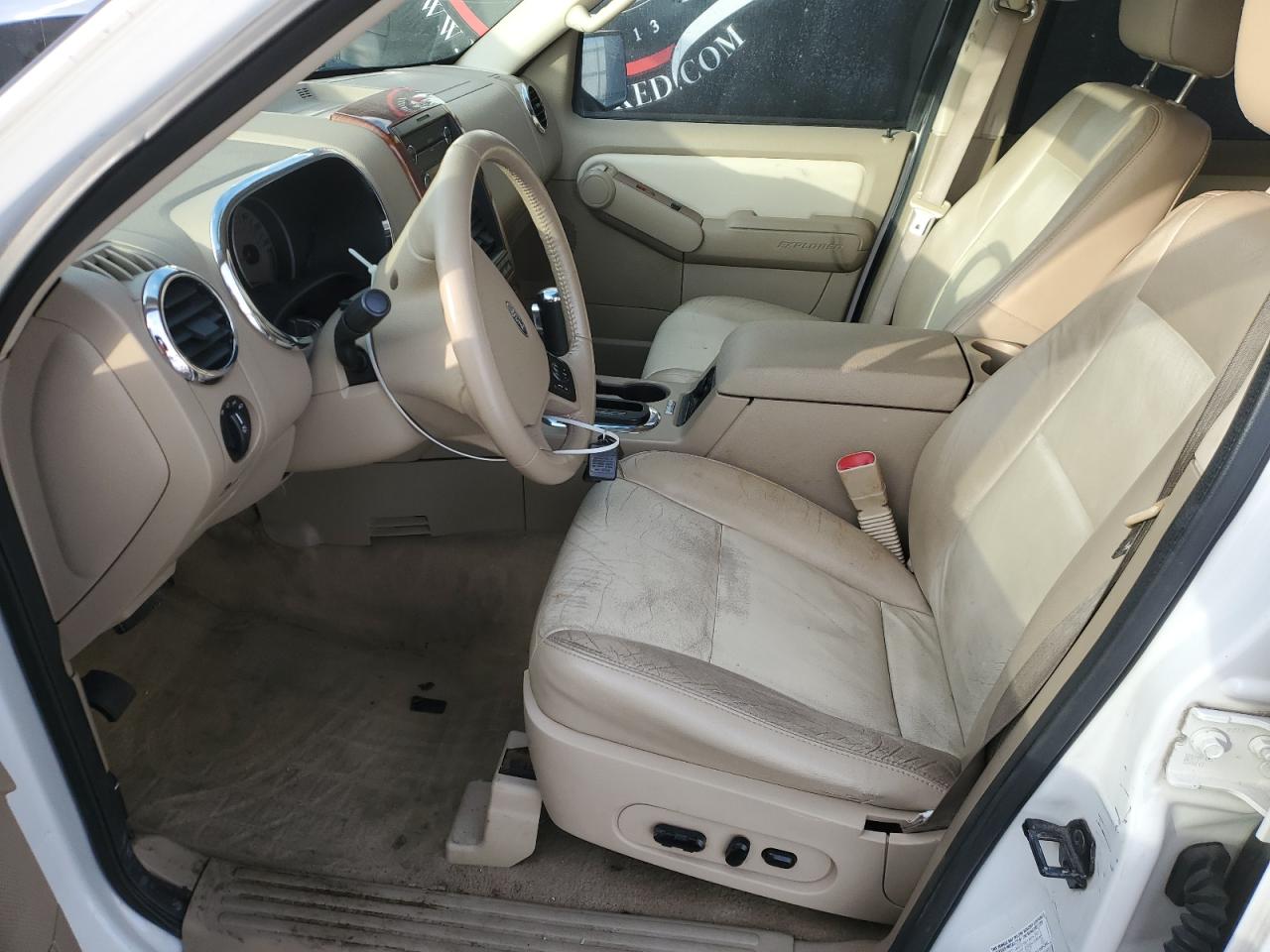 2008 Ford Explorer - Image 7