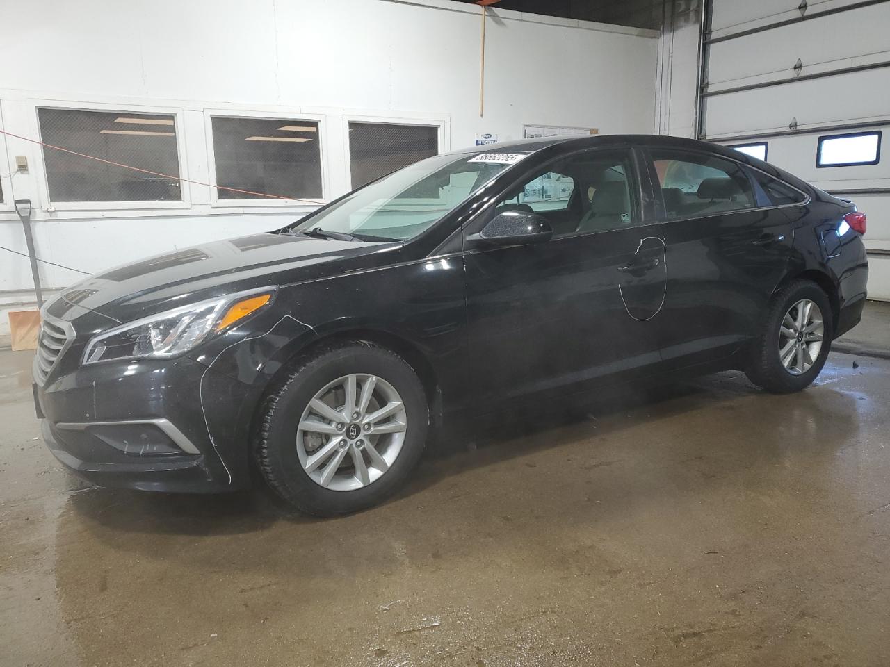 5NPE24AF8HH516809 2017 HYUNDAI SONATA - Image 1