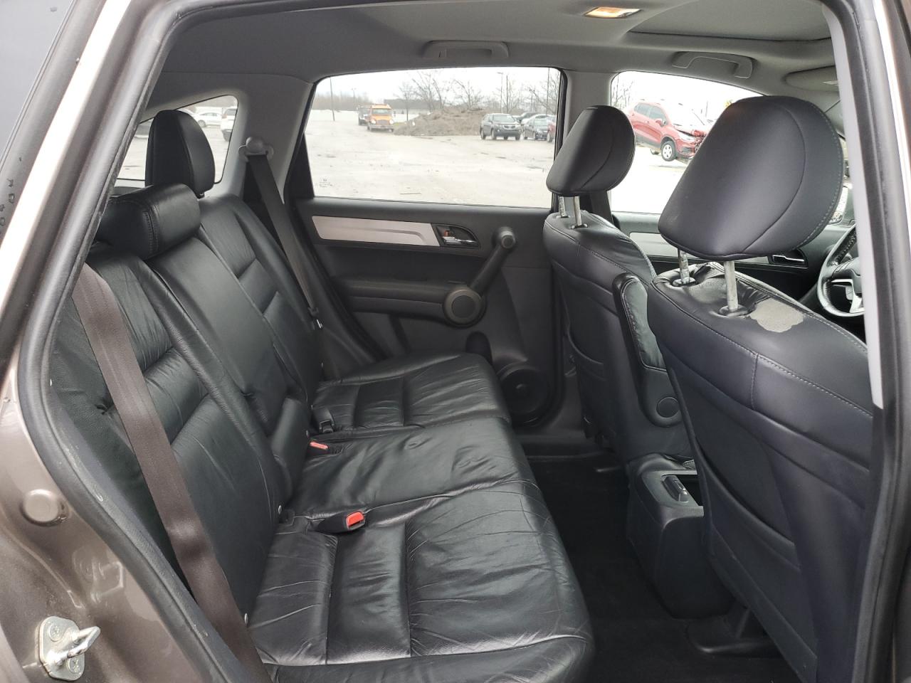 2010 Honda CR-V - Image 11