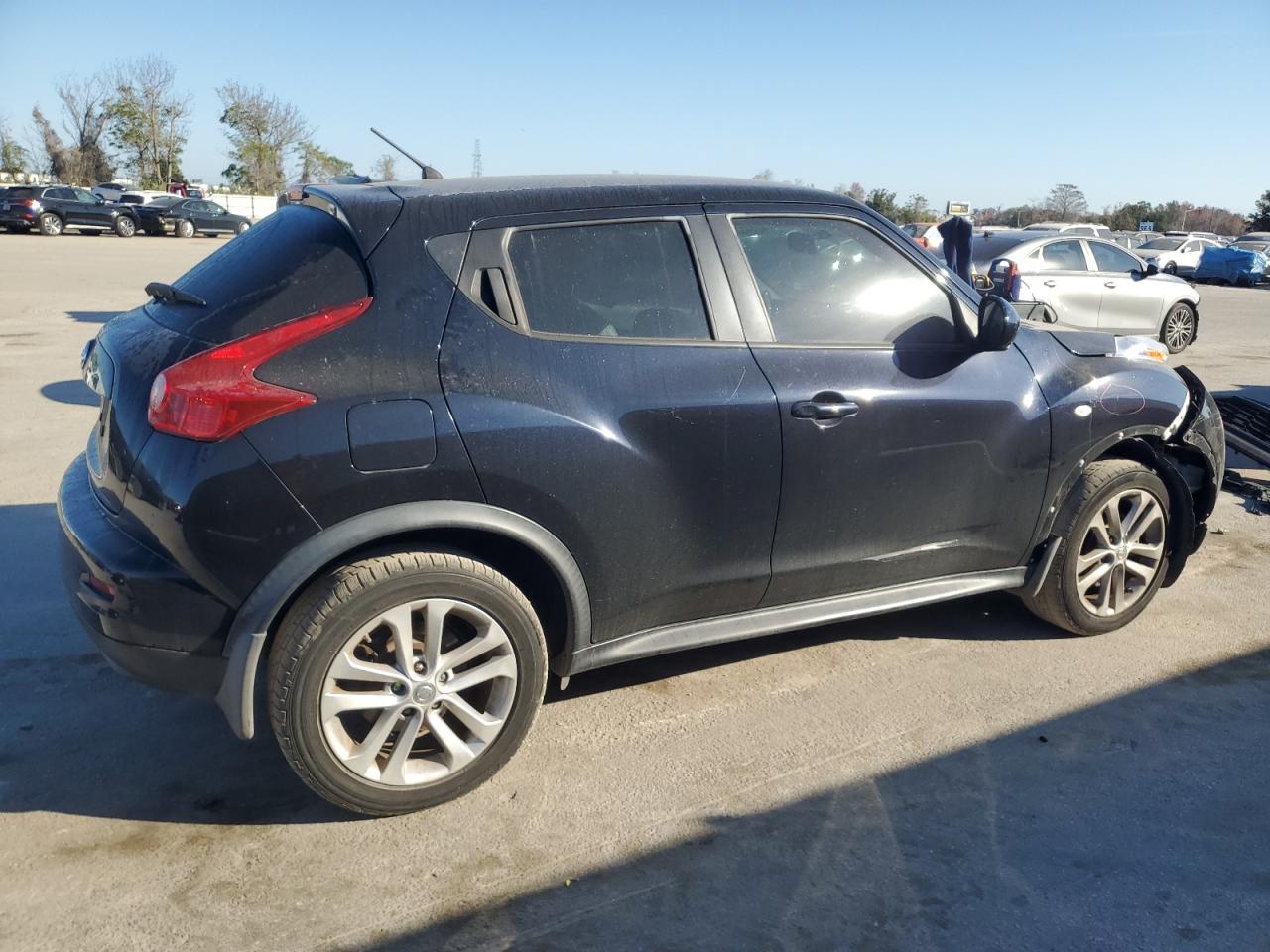 2011 Nissan Juke - Image 3