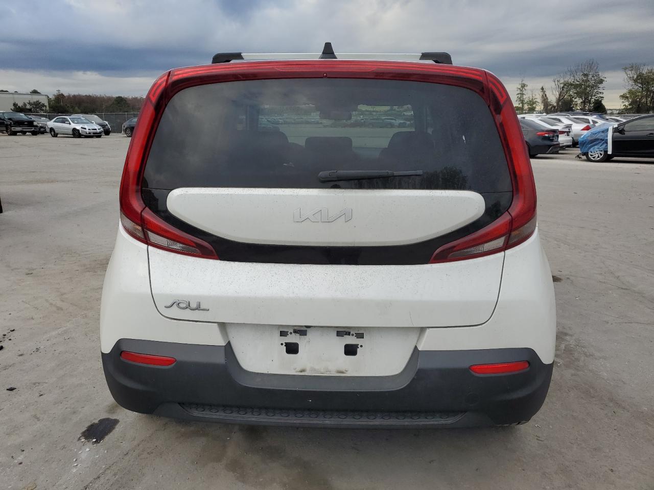 2022 Kia Soul - Image 6
