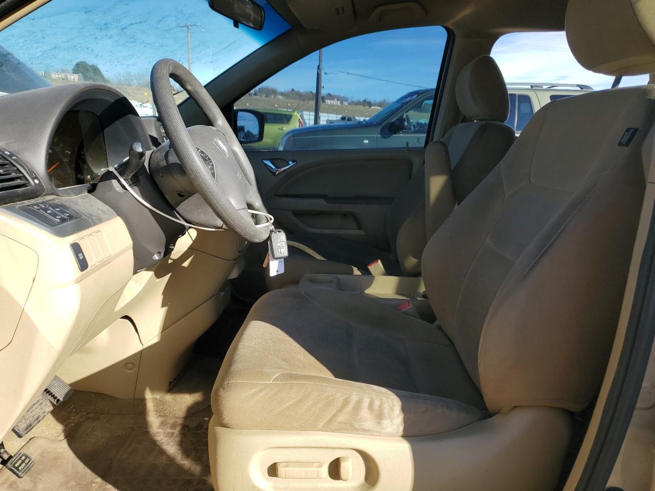 2010 Honda Odyssey - Image 7