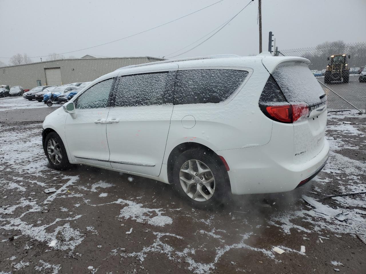 2020 Chrysler Pacifica - Image 2