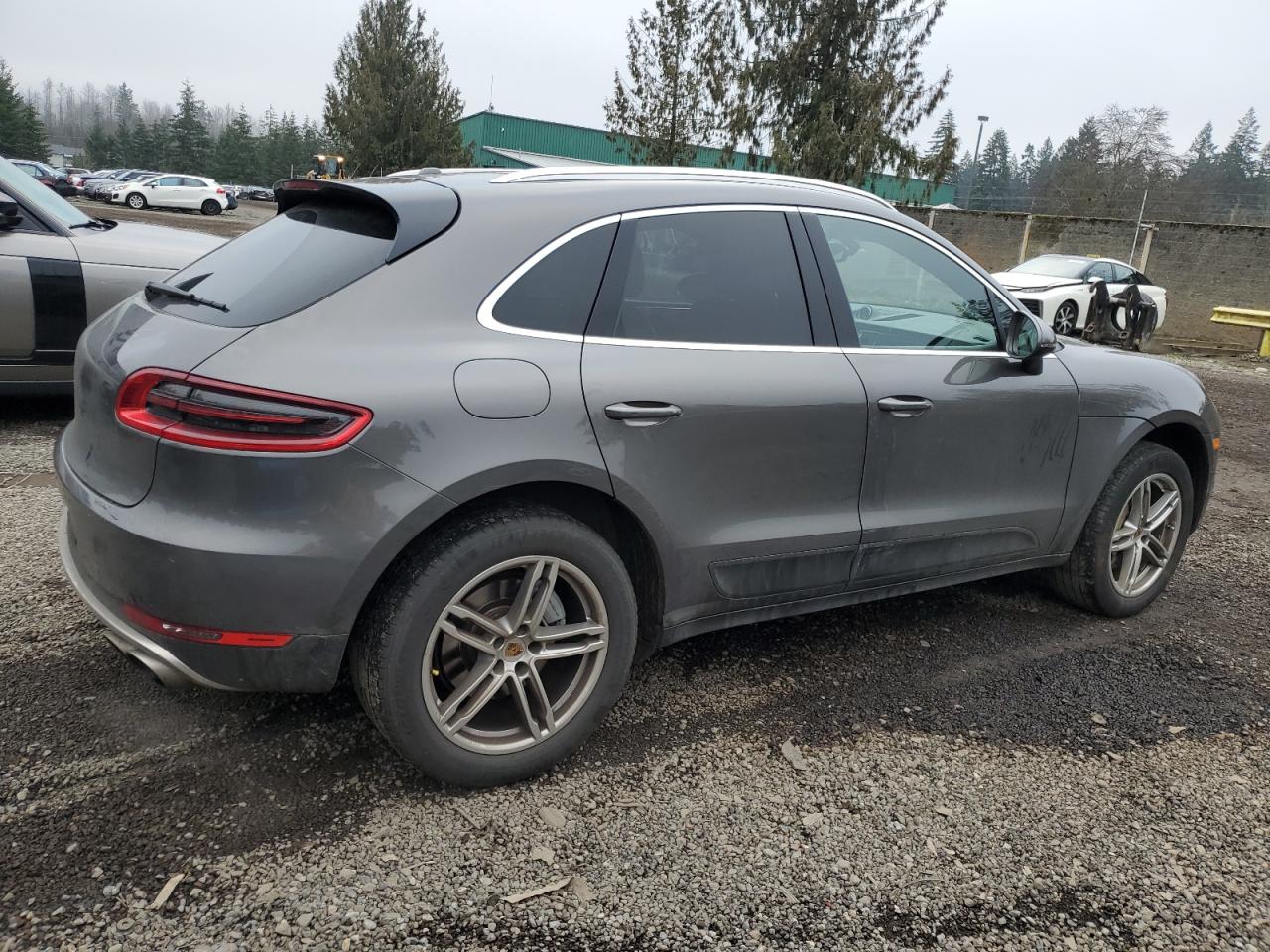 VIN WP1AB2A50FLB60535 2015 PORSCHE MACAN no.3