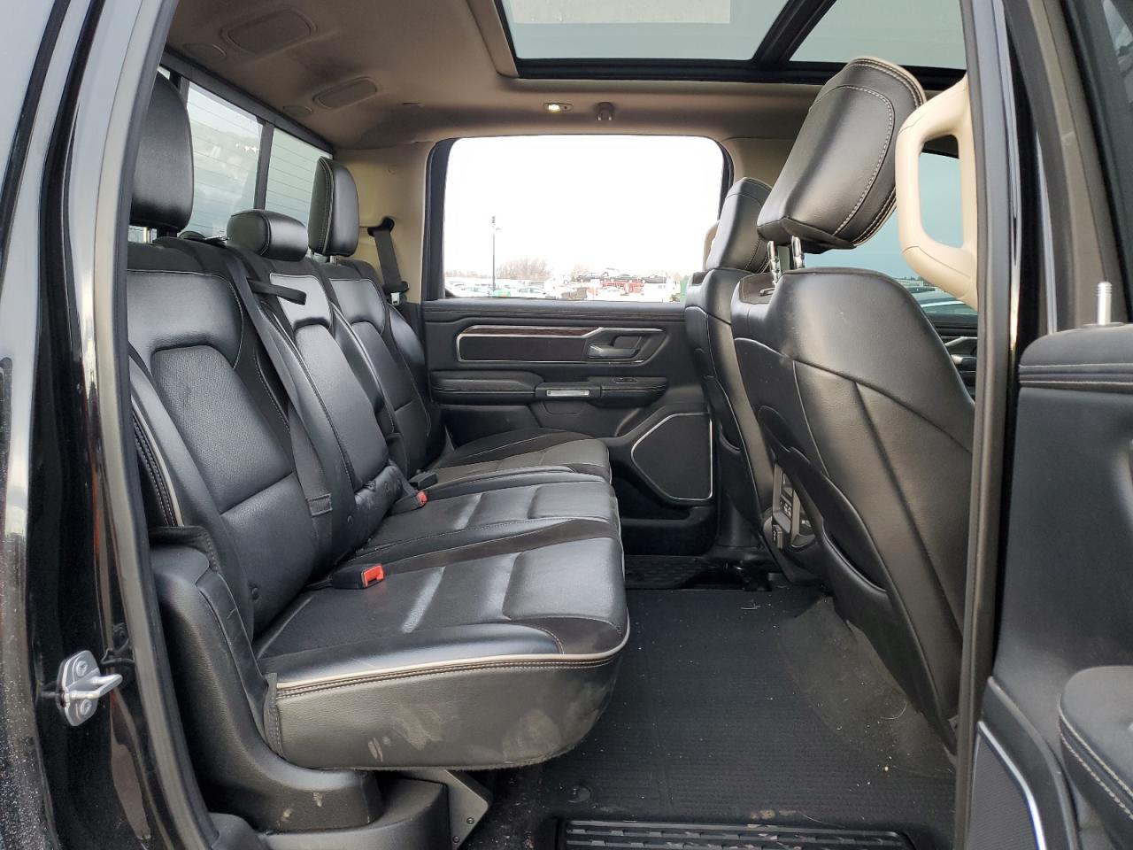 2019 RAM 1500 - Image 11