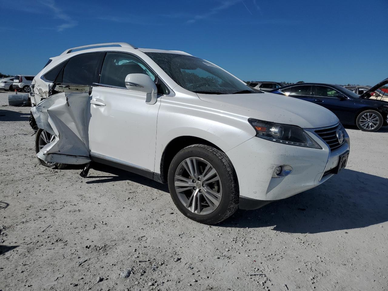 VIN 2T2BC1BA7FC009848 2015 LEXUS RX450 no.4