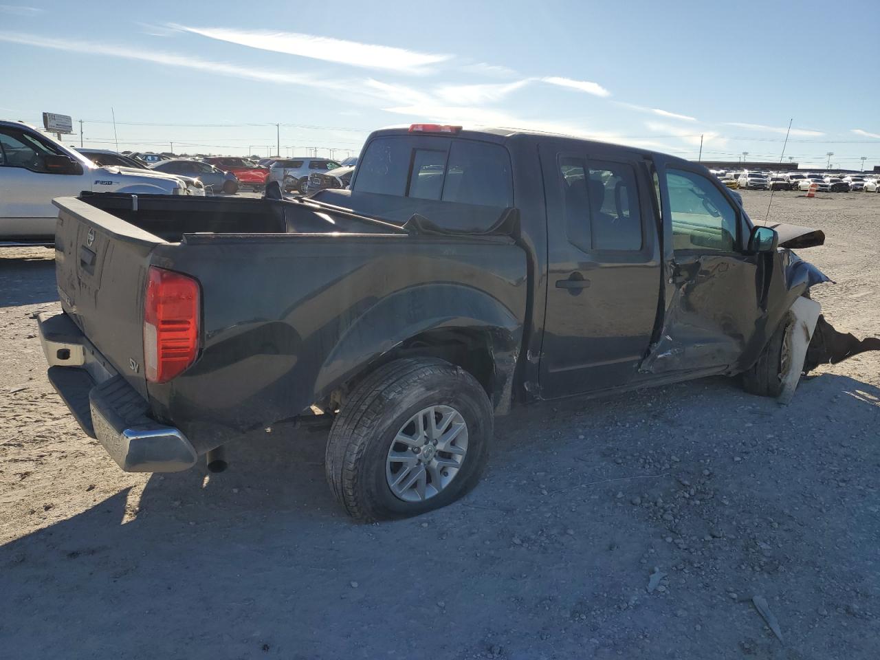 VIN 1N6AD0ER1FN768661 2015 NISSAN FRONTIER no.3