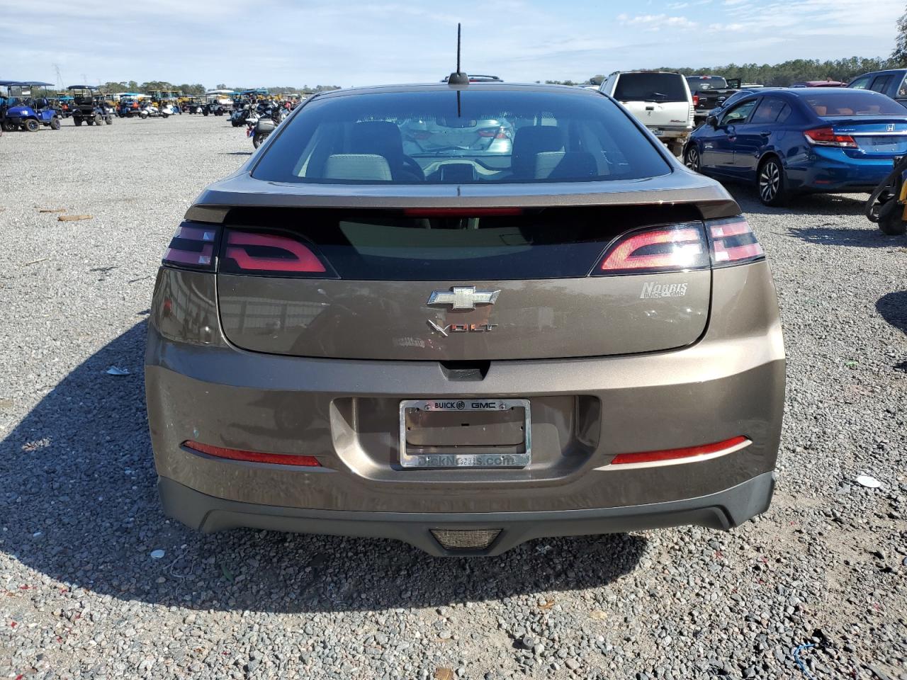 2015 Chevrolet Volt - Image 6