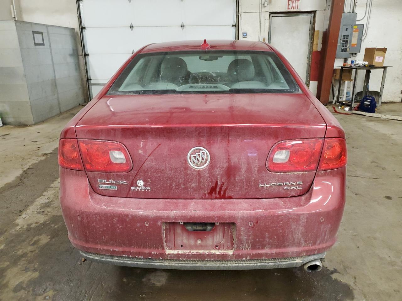 2011 Buick Lucerne - Image 6