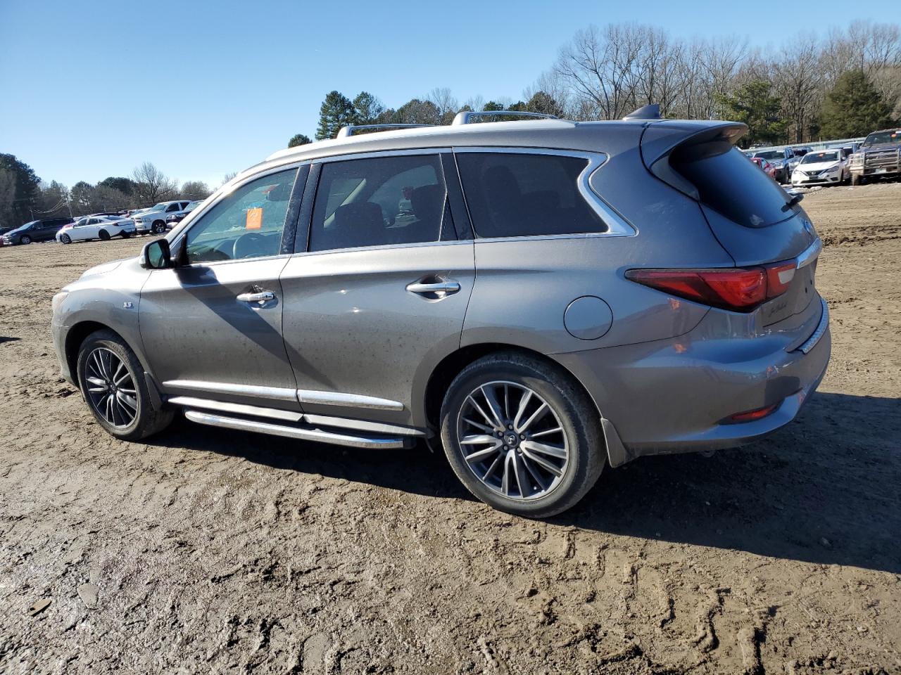 2017 Infiniti QX60 - Image 2