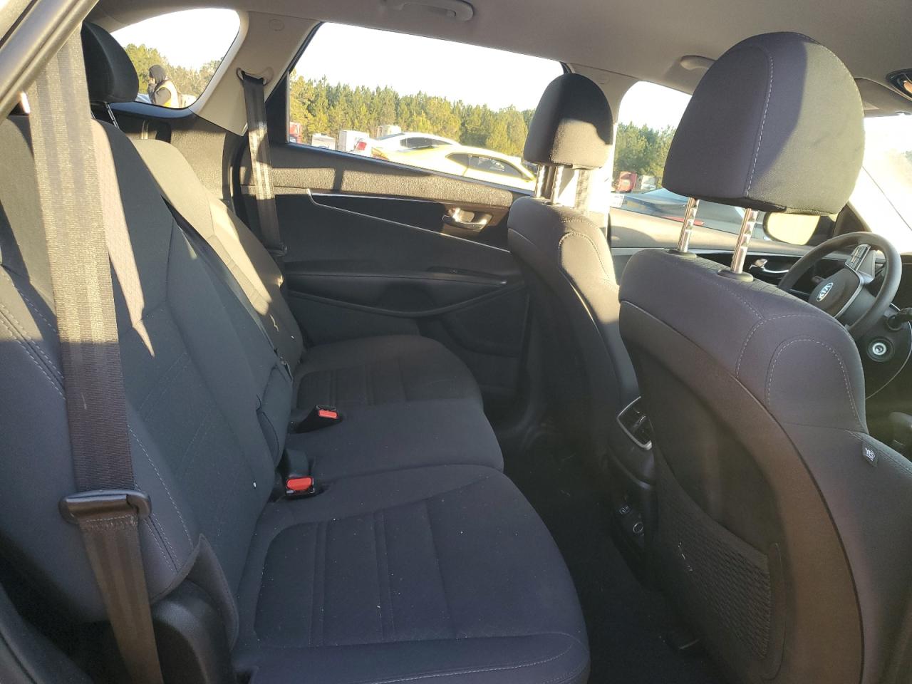 2019 Kia Sorento - Image 10