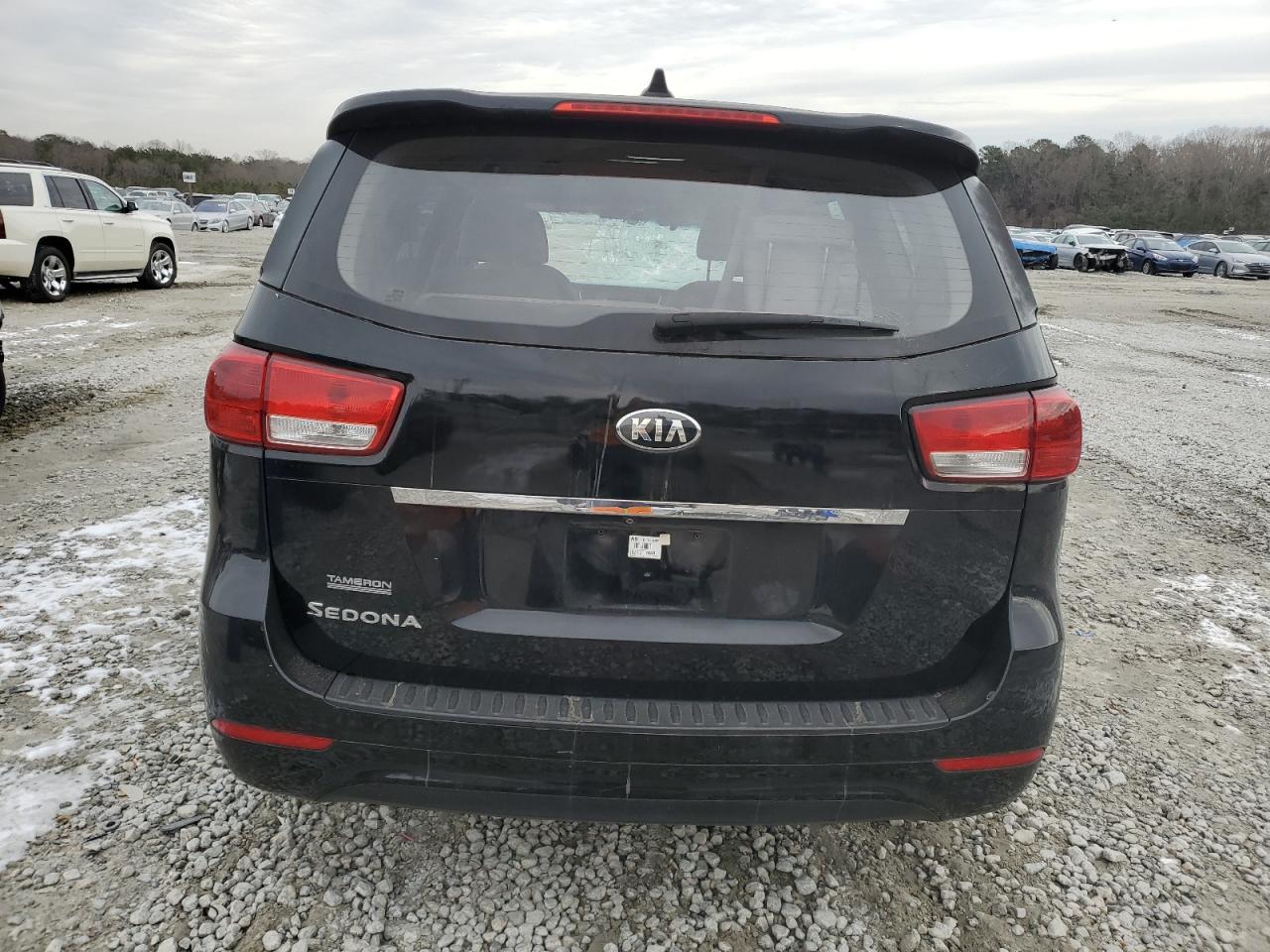 2016 Kia Sedona - Image 6