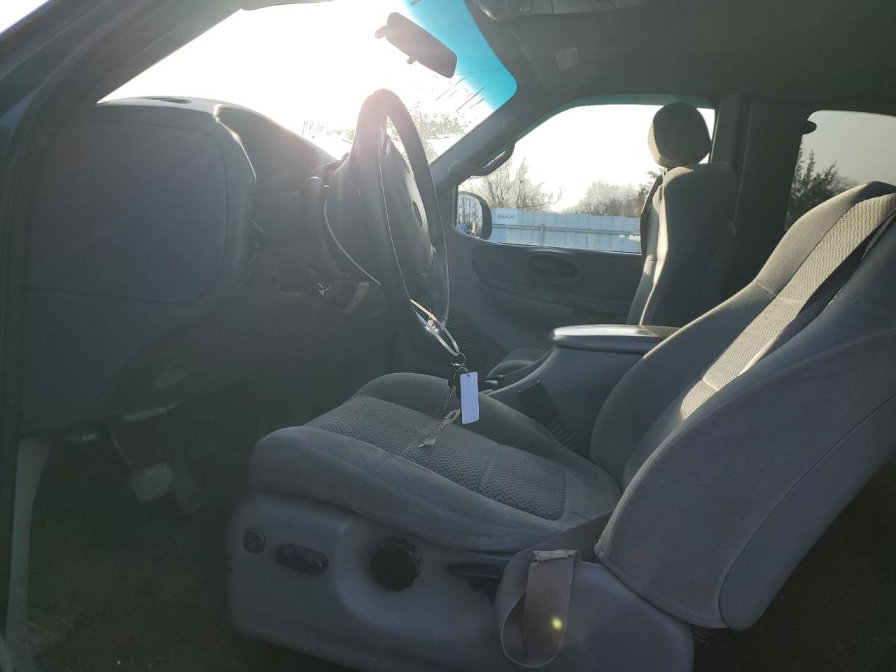 2001 Ford F-150 - Image 7