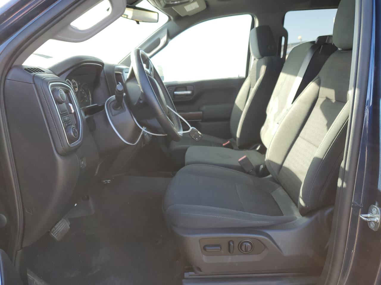 2020 Chevrolet Silverado - Image 7