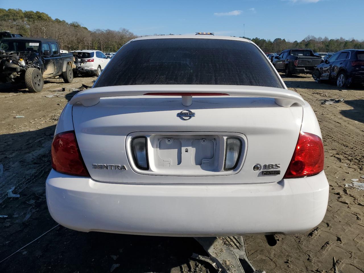 2005 Nissan Sentra - Image 6