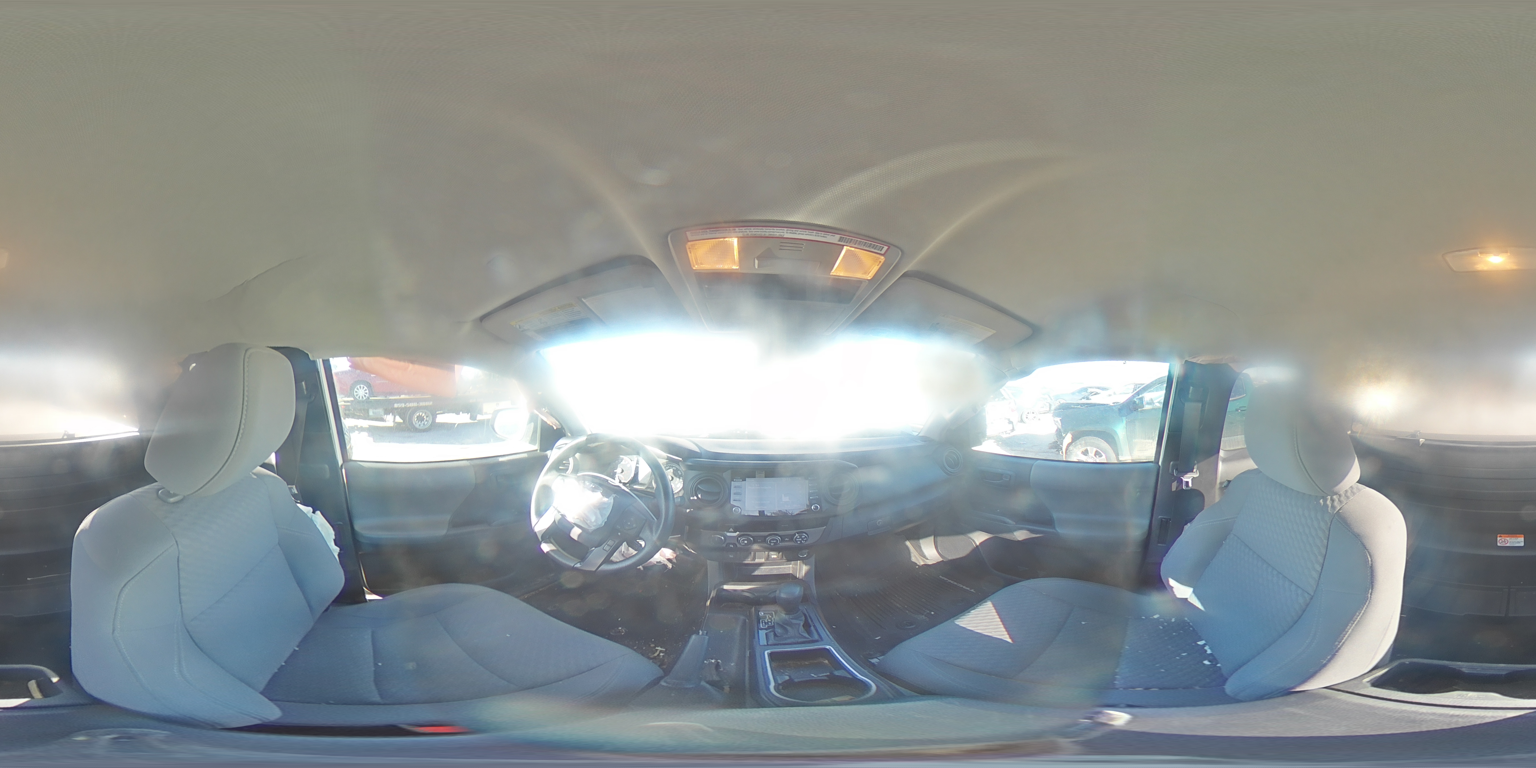 2020 Toyota Tacoma - Image 12