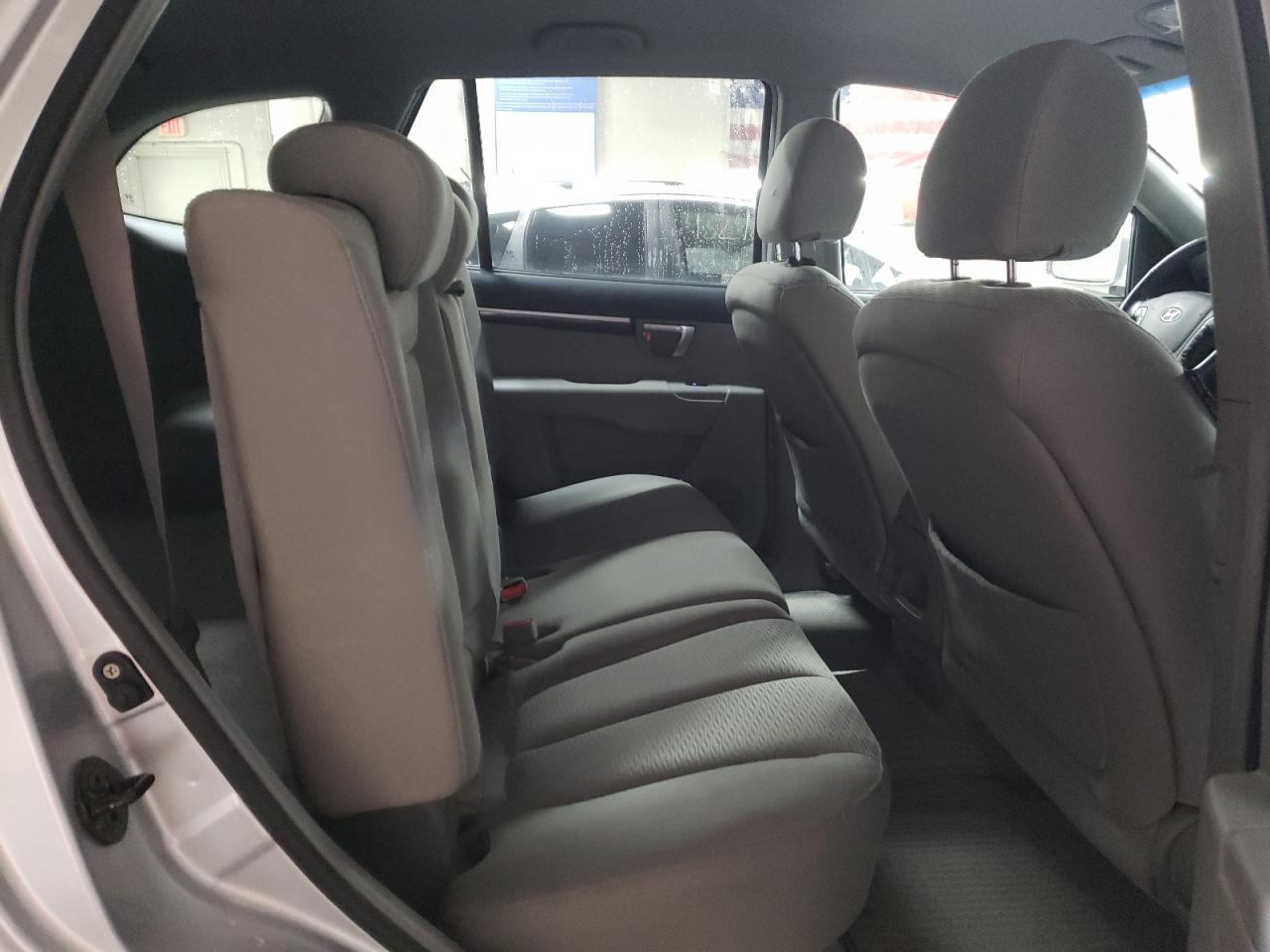 2007 Hyundai Santa Fe - Image 10