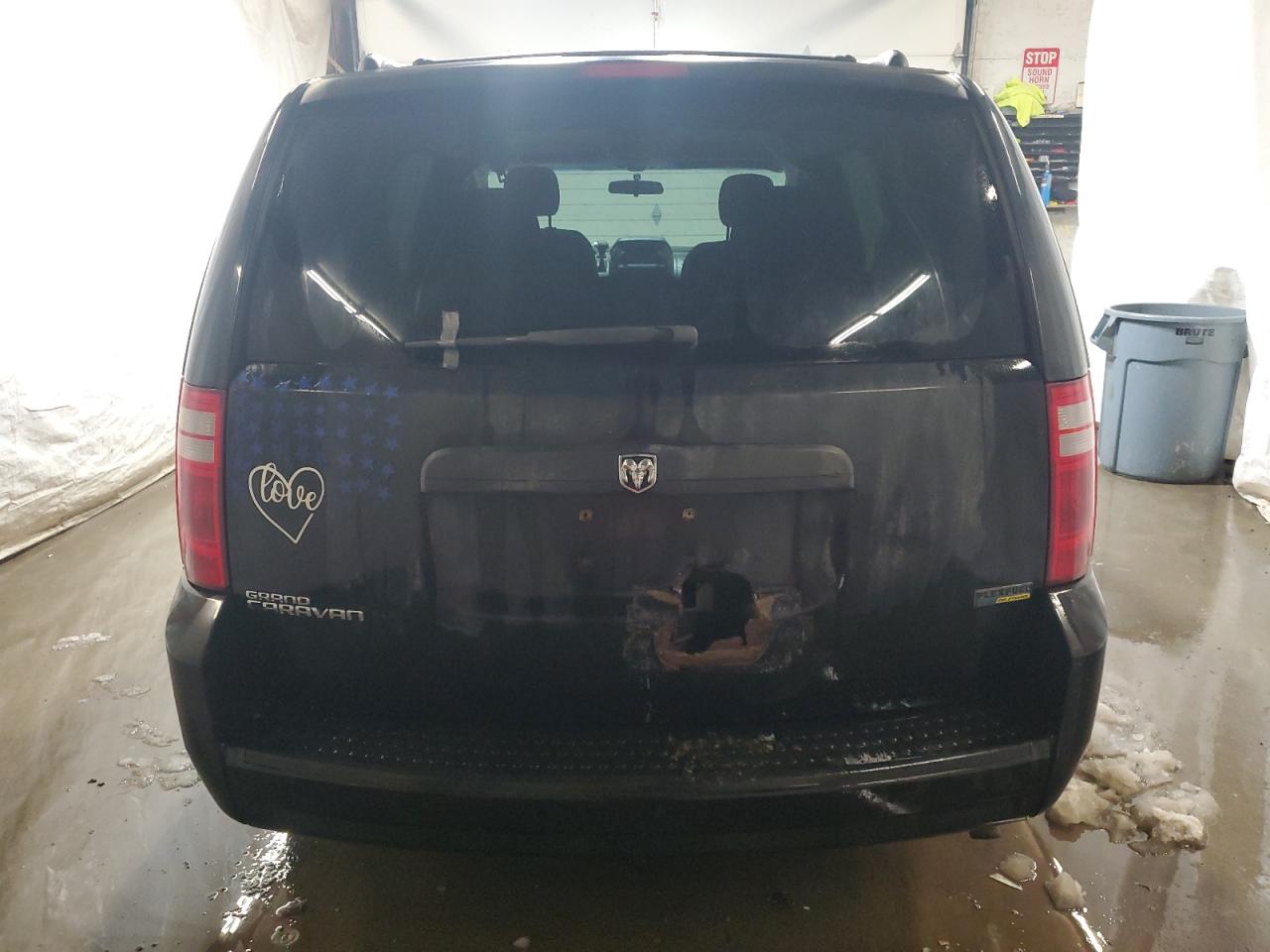 2008 Dodge Caravan - Image 6