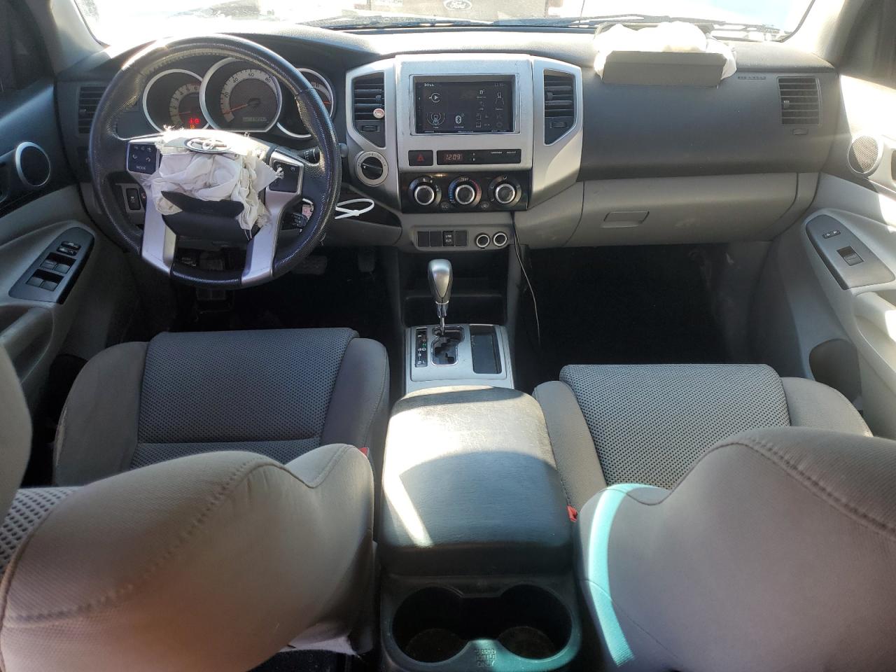 2012 Toyota Tacoma - Image 8
