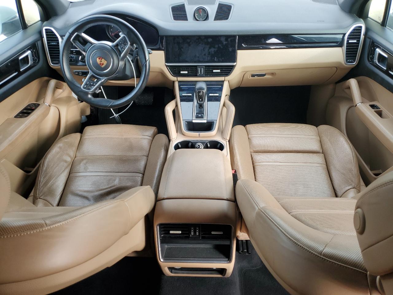 2019 Porsche Cayenne - Image 8
