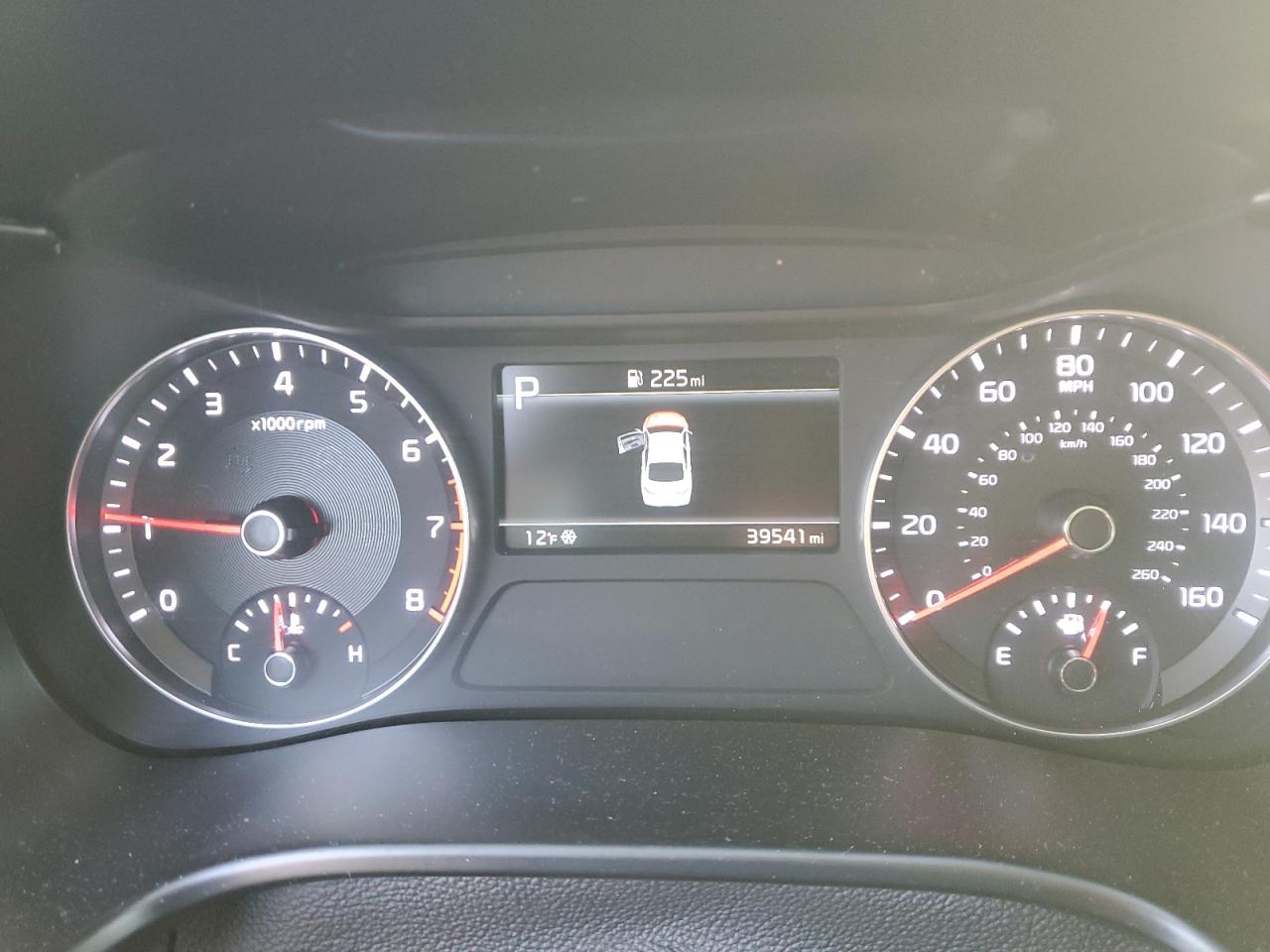 2023 Kia Forte - Image 9