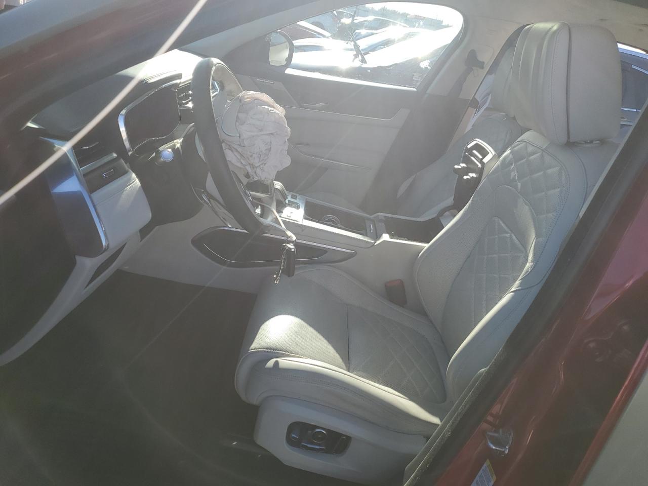 2023 Jaguar F-Pace - Image 7