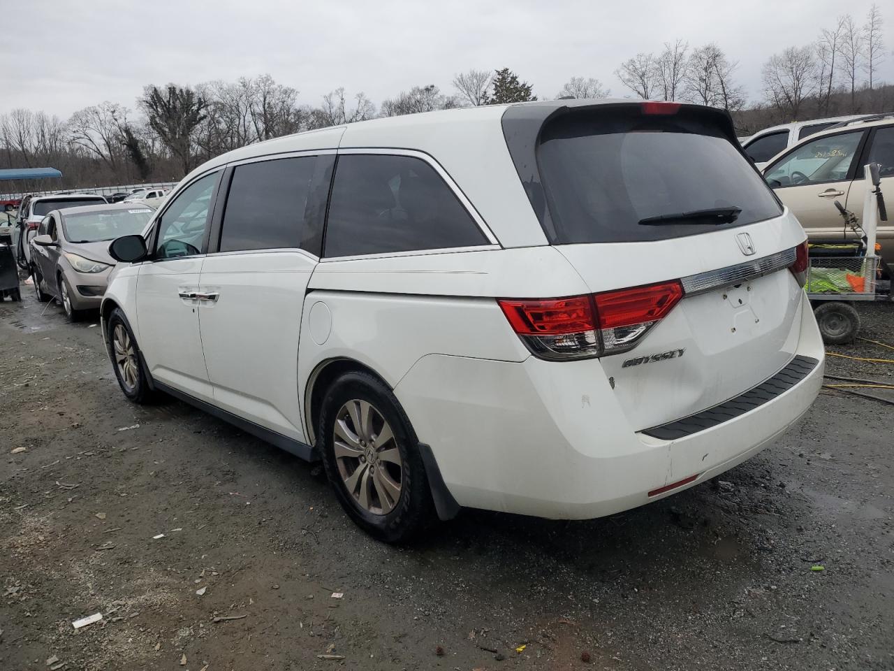 2014 Honda Odyssey - Image 2