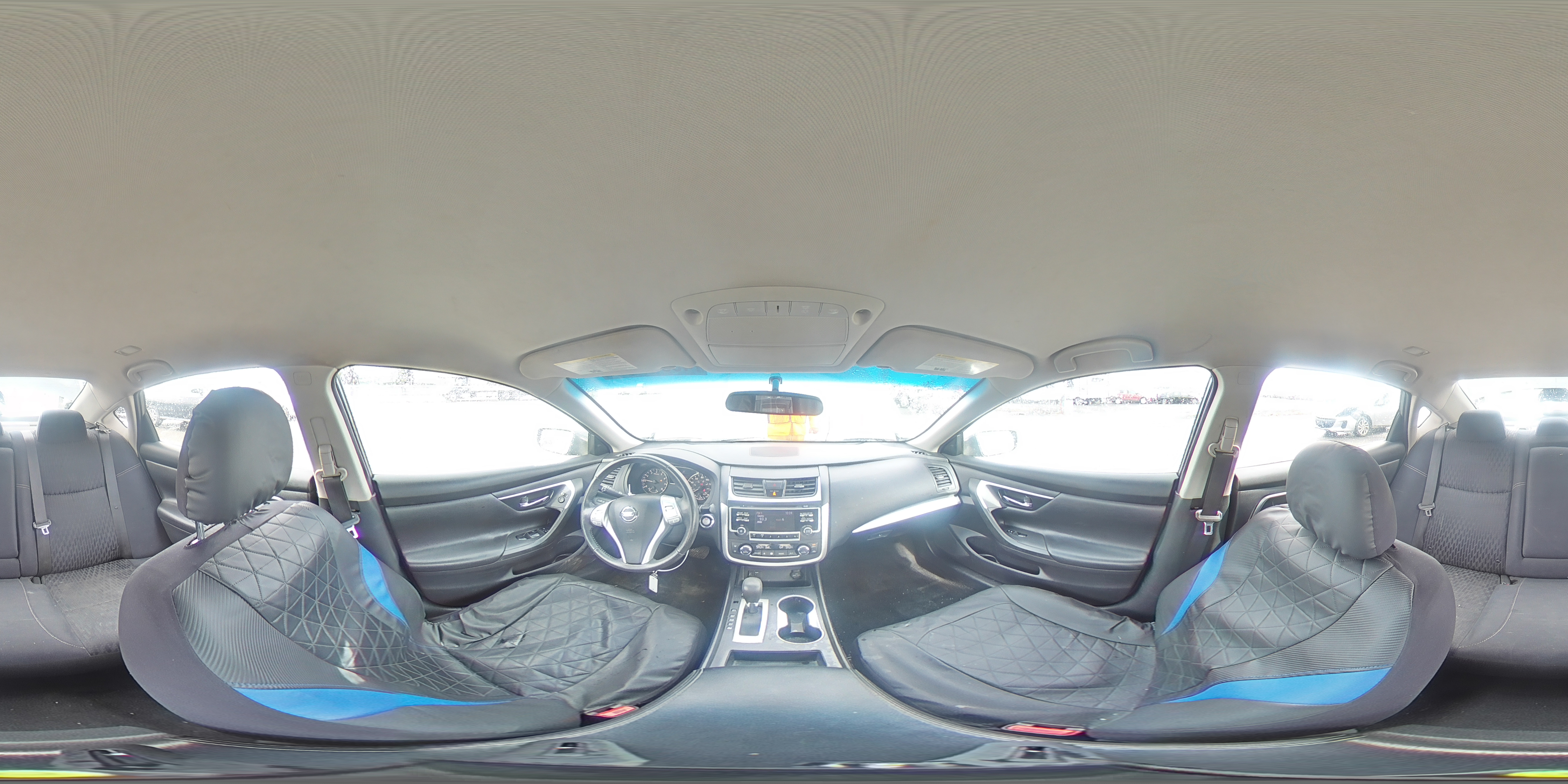 2017 Nissan Altima - Image 13