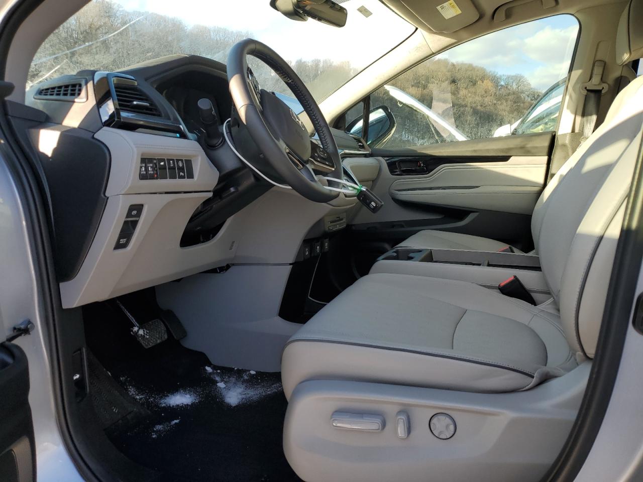 2024 Honda Odyssey - Image 7