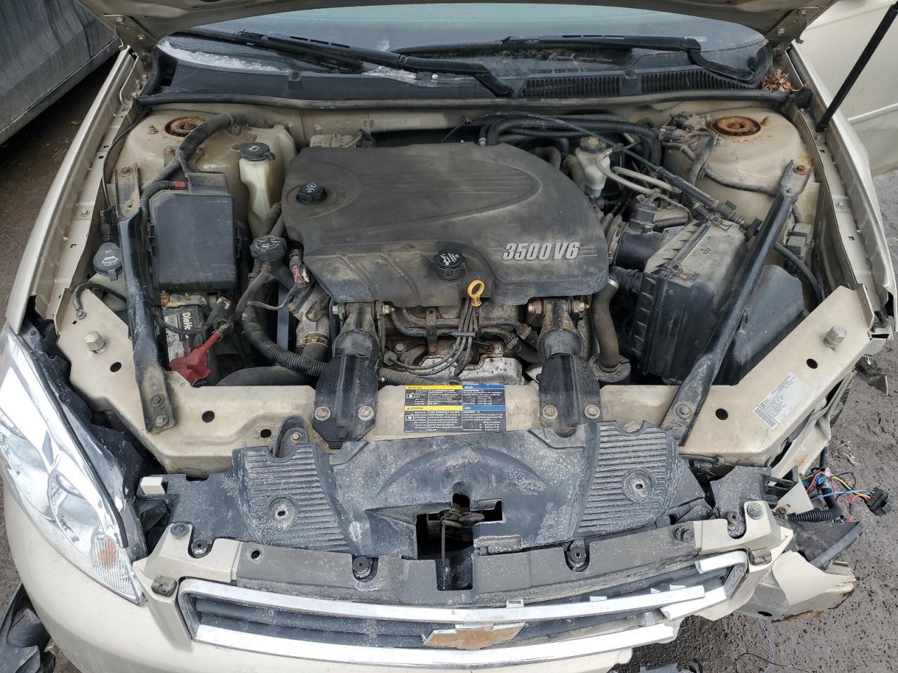 2010 Chevrolet Impala - Image 11