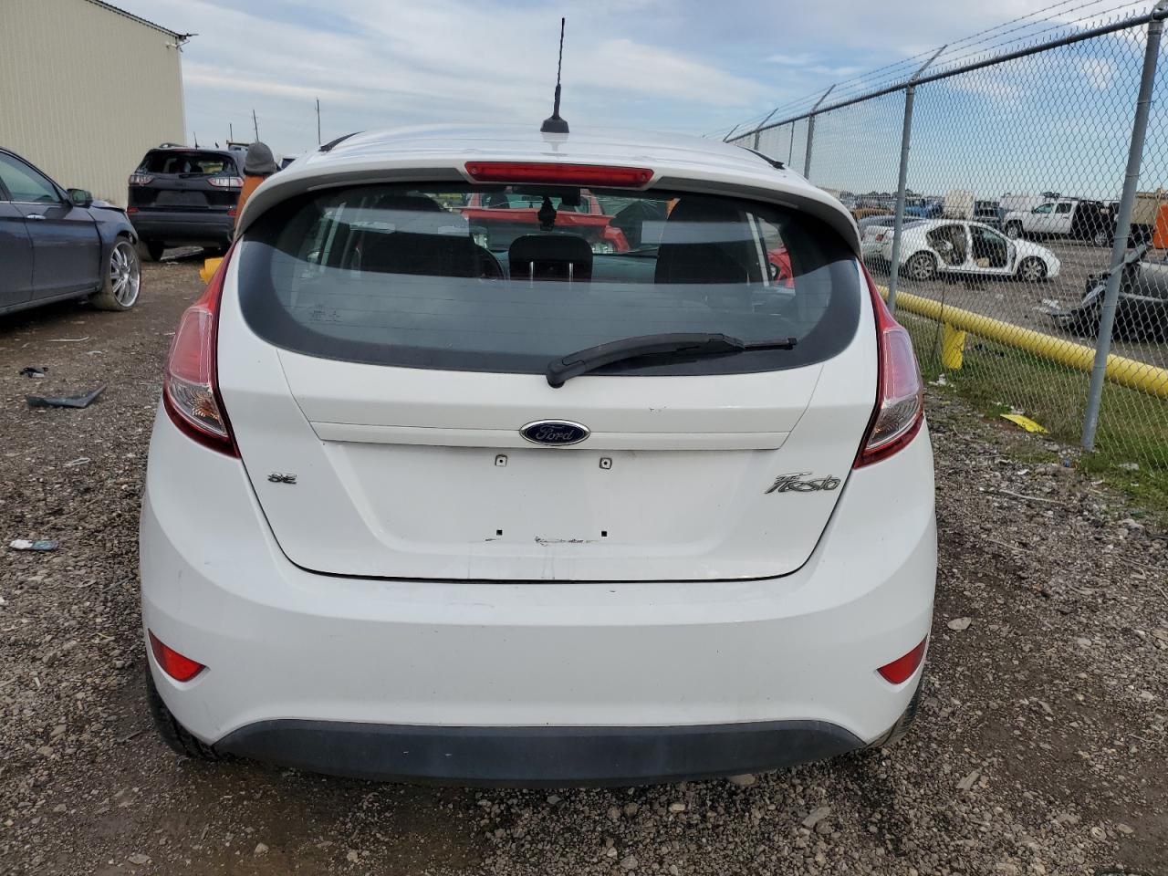 2014 Ford Fiesta - Image 6